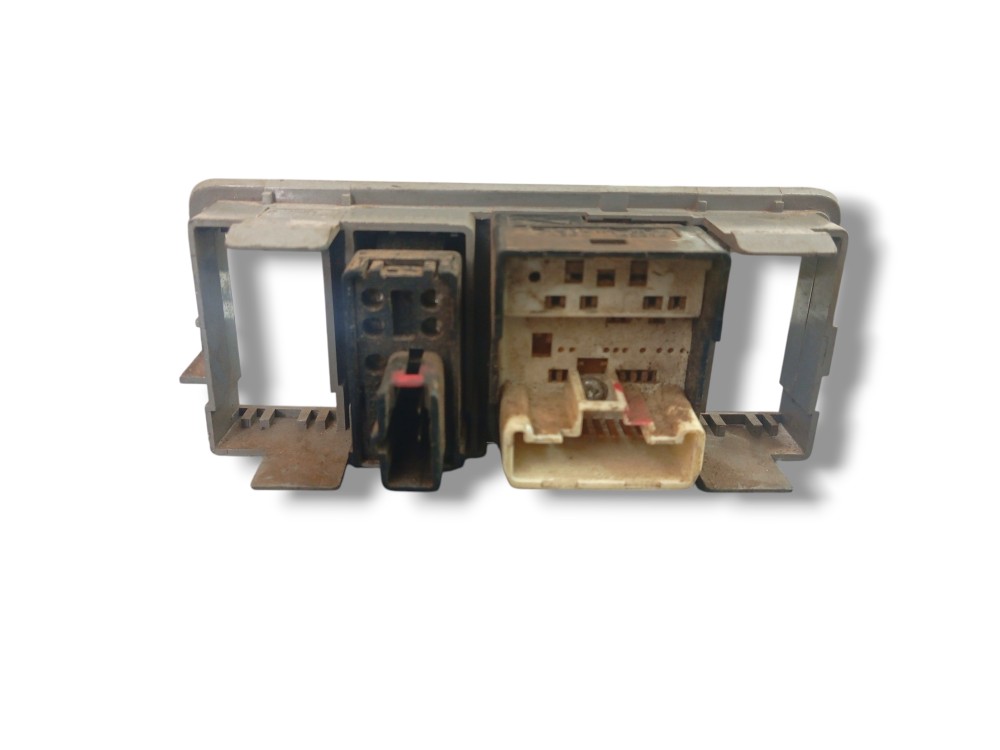 Moldura Porta Botão Retrovisor Elétrico Alarme Corolla 6
