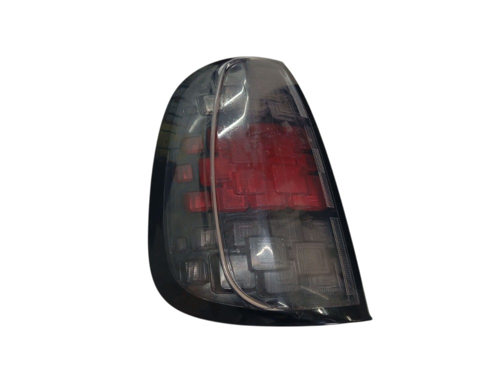 LANTERNA ESQUERDA FIAT UNO DRIVE VIVACE FUMÊ 2018 2124571 1
