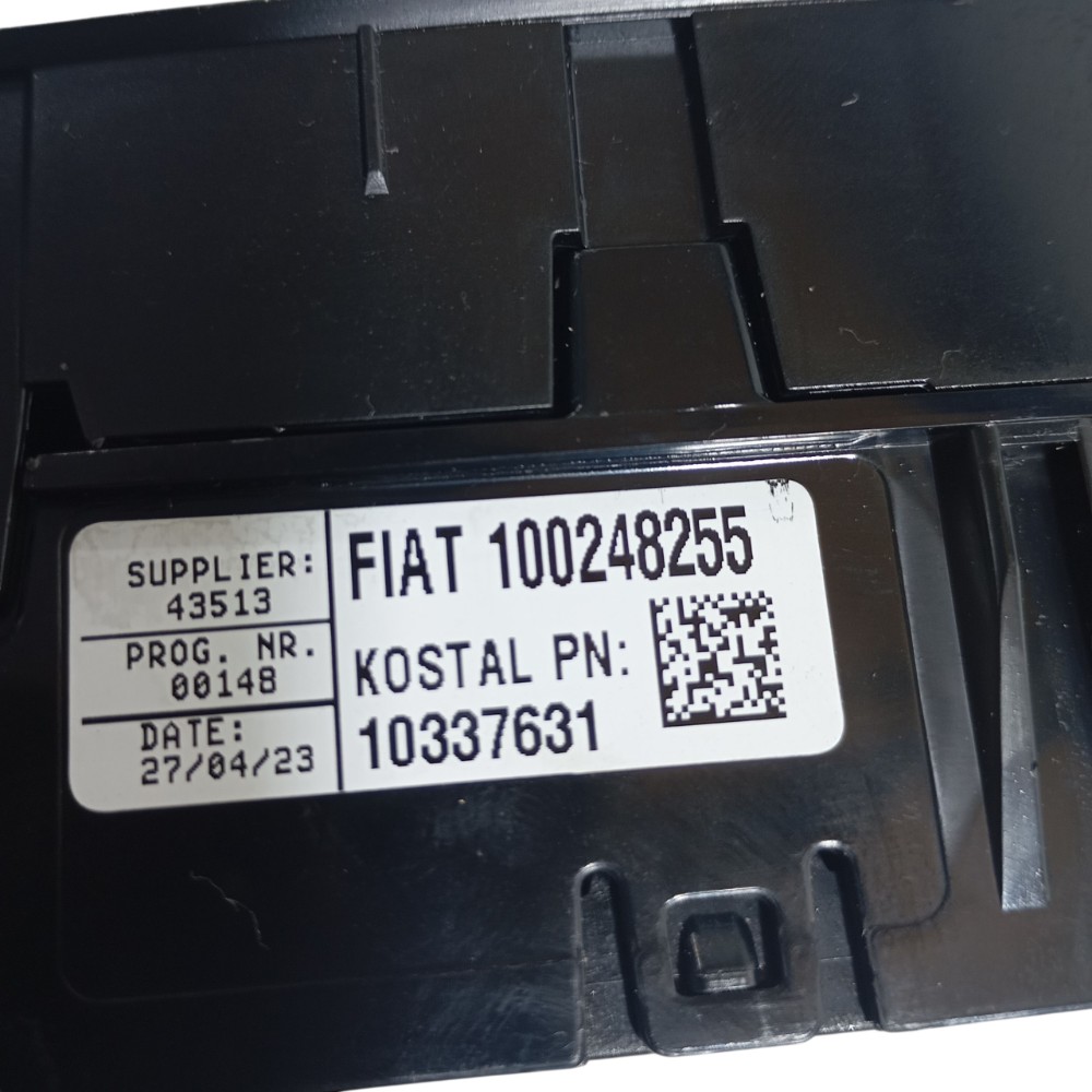 Botão Alerta Pisca Argo Drive 1.0 2023 100248255 Preto 6