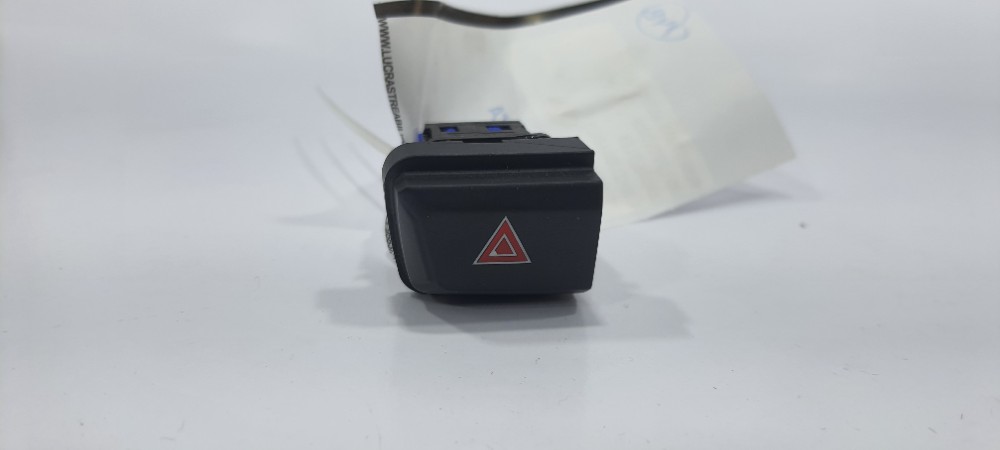 Botão Pisca Alerta Peugeot 208 1.2 2018 96750916 Preto 1