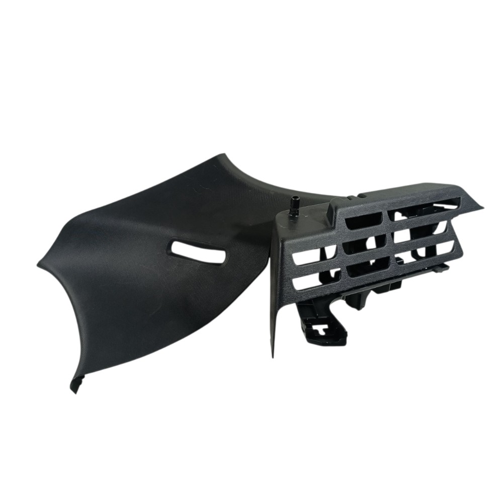 Acabamento porta malas LD Peugeot 208 ano 2024 98233024ZD 1