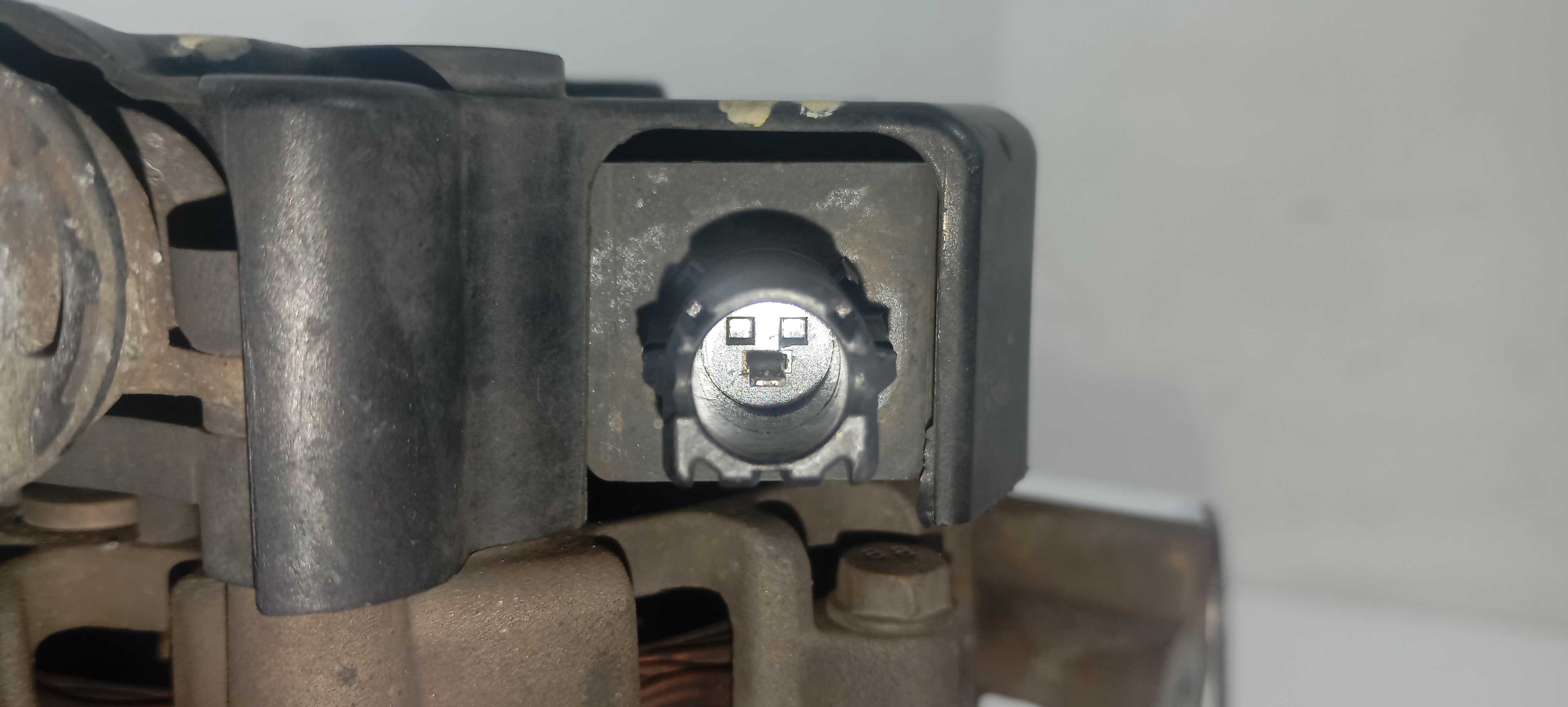 Alternador Toyota Etios 1.5 2014 270600y110 6