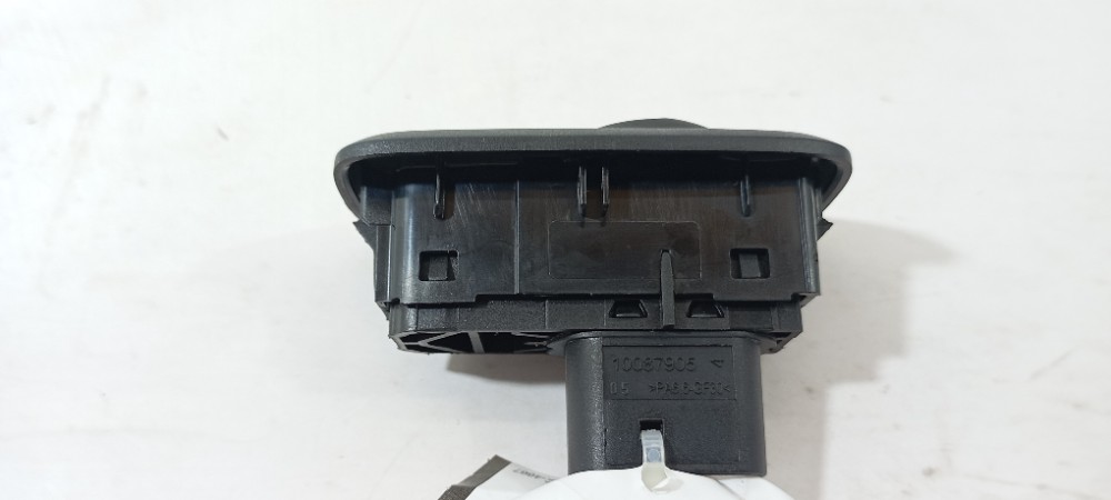 Botão Vidro Traseiro Esquerdo Ford Ka 1.0 2020 Cn1514529ab 2