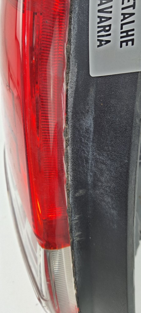 Lanterna Esquerda Detalhe Toyota Etios Sedan 2014 0490291 Esquerdo/motorista Vermelha 10