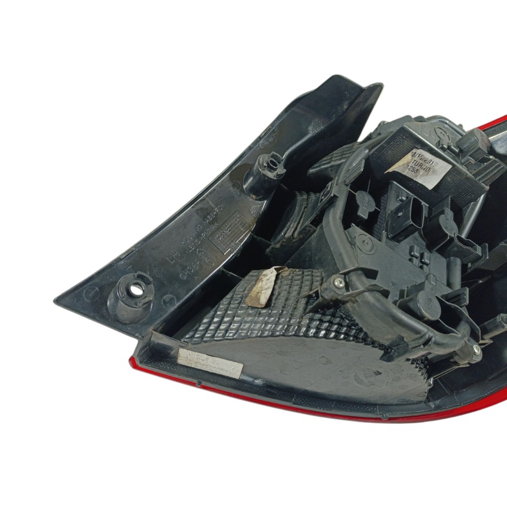 Lanterna traseira esquerda Ford Ka Se 1.5 2020 J7BZ13405K 3
