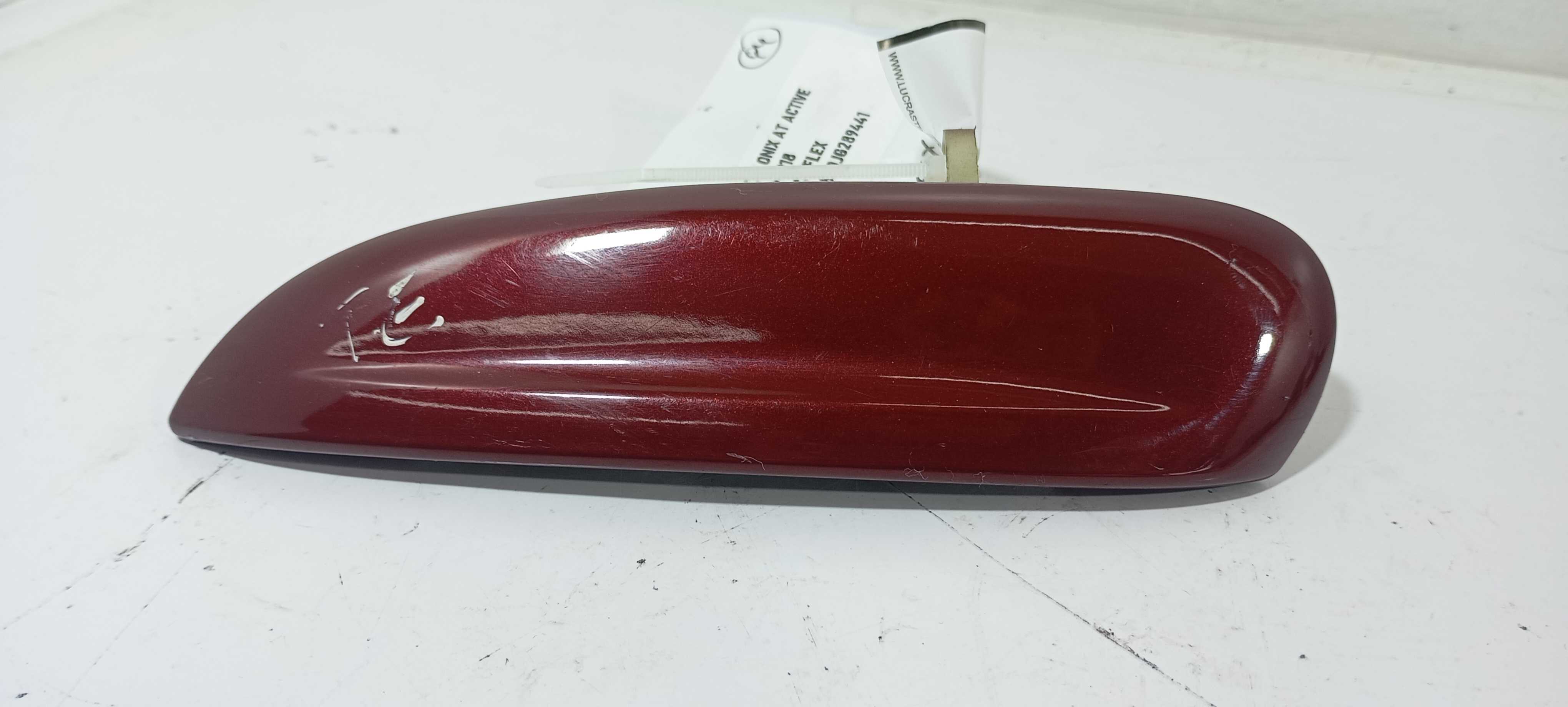 Maçaneta Externa Traseiro E. Gm Onix Active 1.4 18 52045796 Vermelho Traseira 4