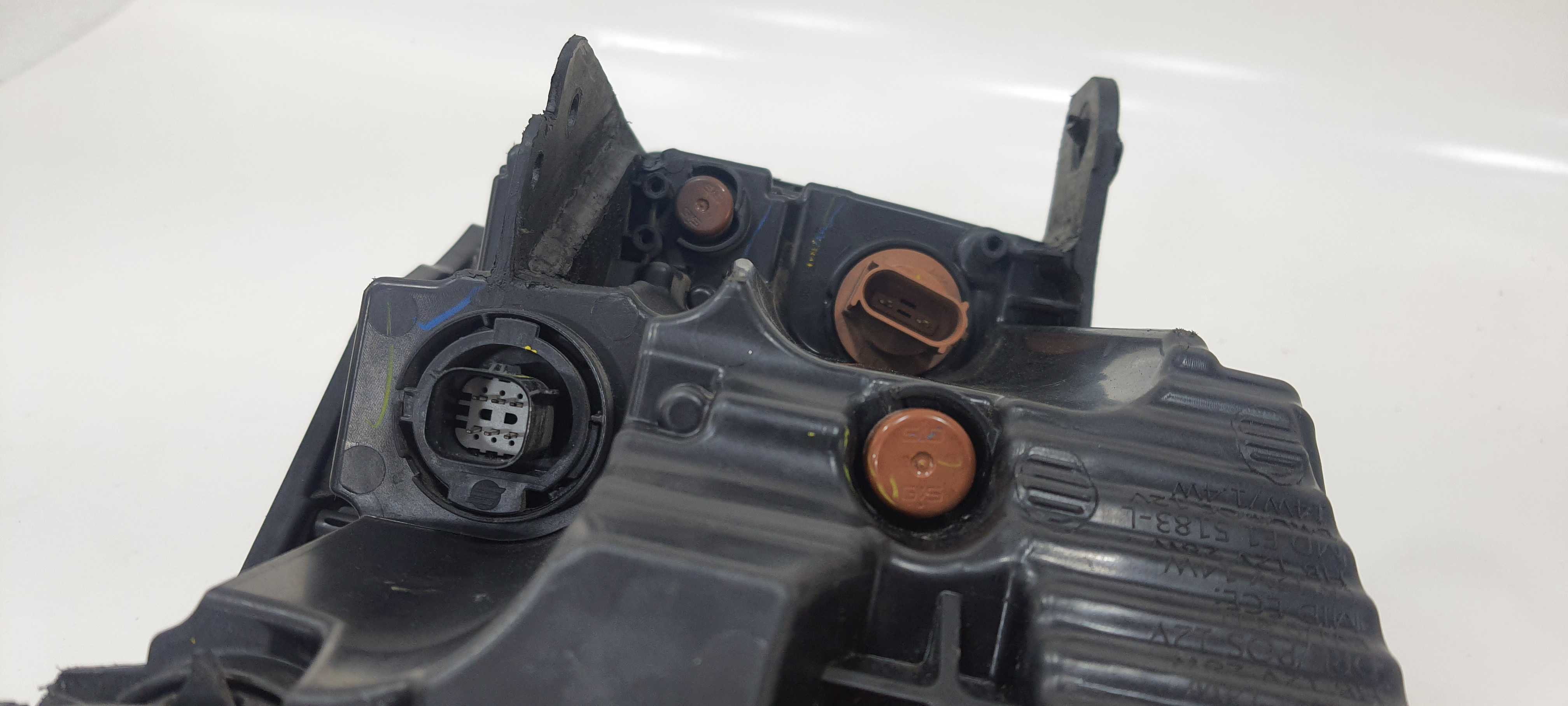Farol Direito Jeep Compass 2022/23 00522040310 8