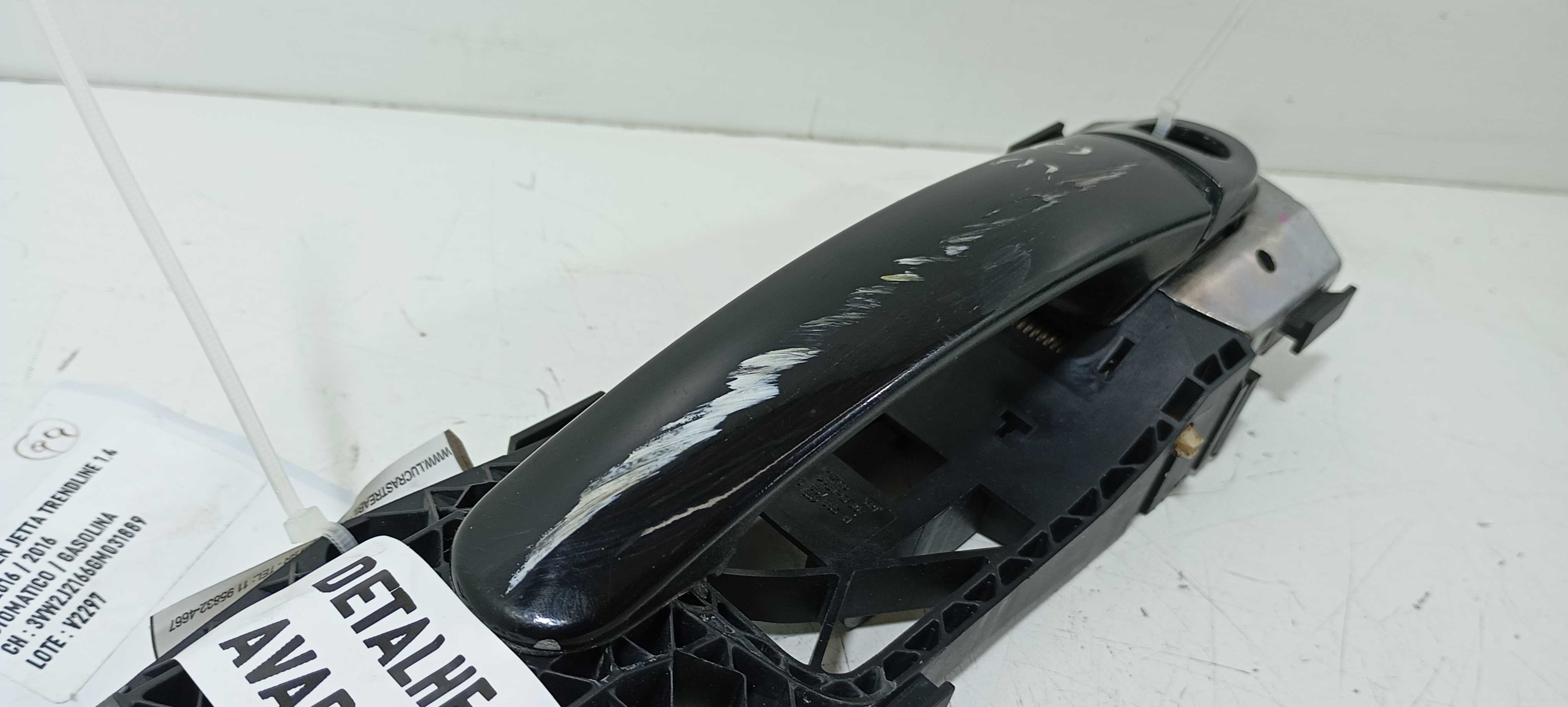Maçaneta Exter. Diant. E. Vw Jetta 1.4 16 V2297 C/ Detalhe  Preto Dianteira 7