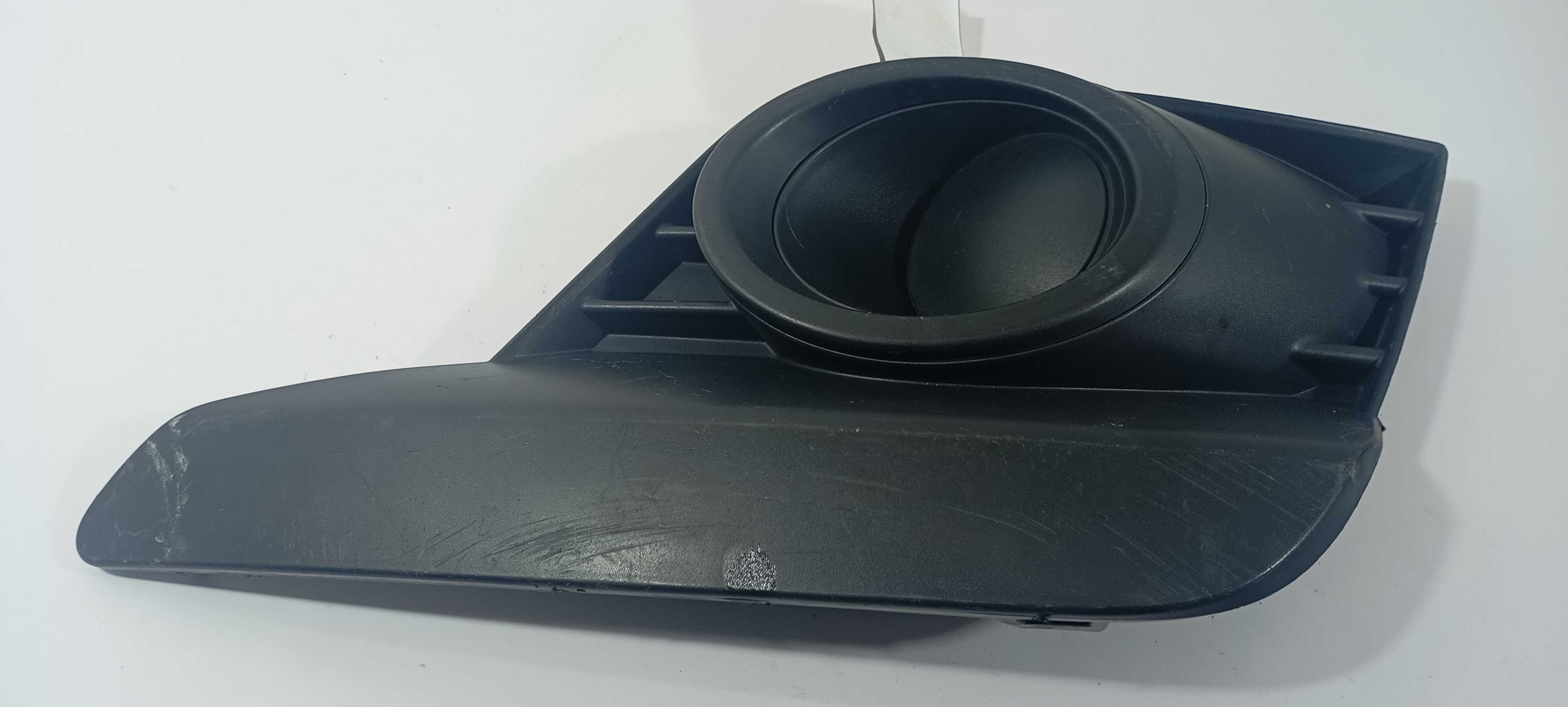 Moldura Farol Milha Direito Renault Logan 1.0 2020 263317695 Preto Direito 3