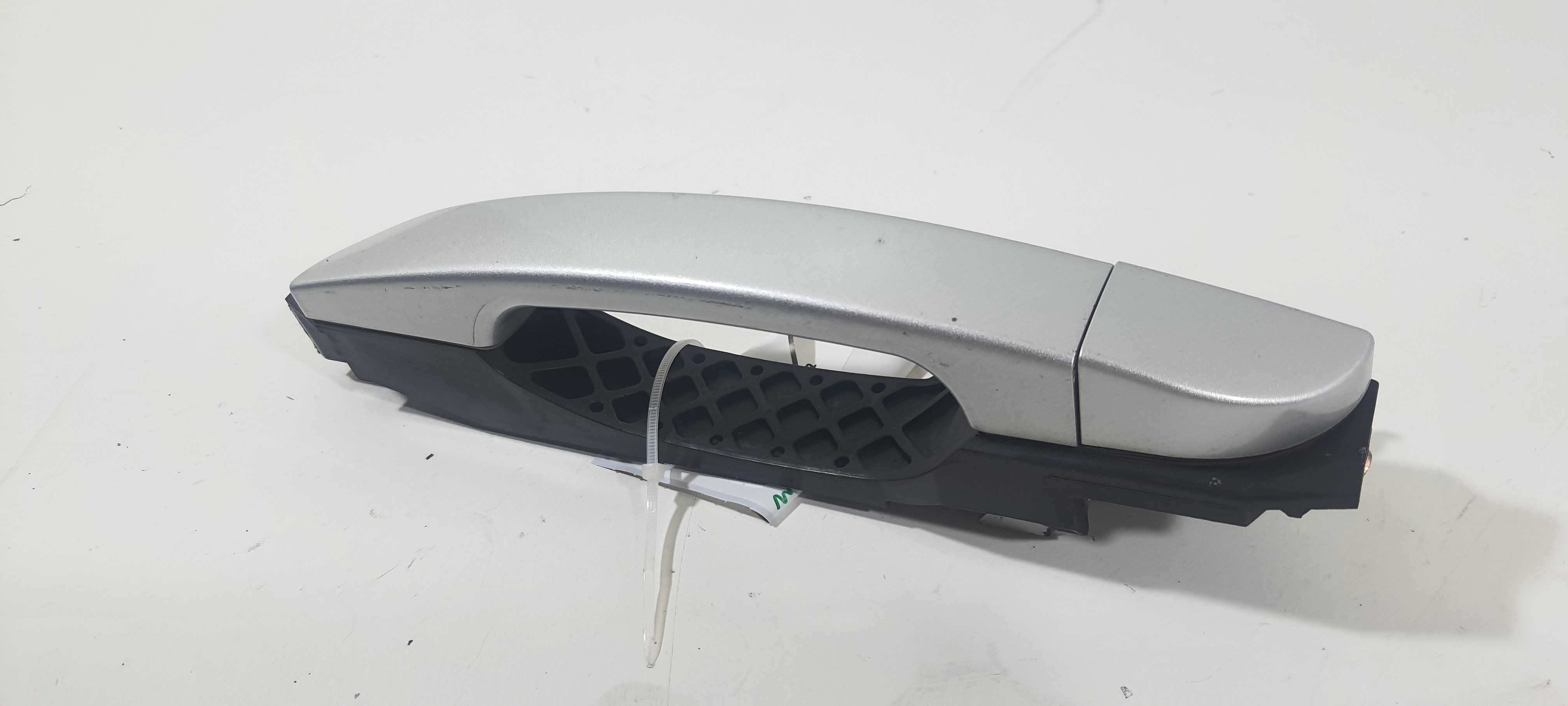 Maçaneta Ext. T.esquerdo Chery Celer Hatch 2017 Manual V2288 Prata Traseira 5