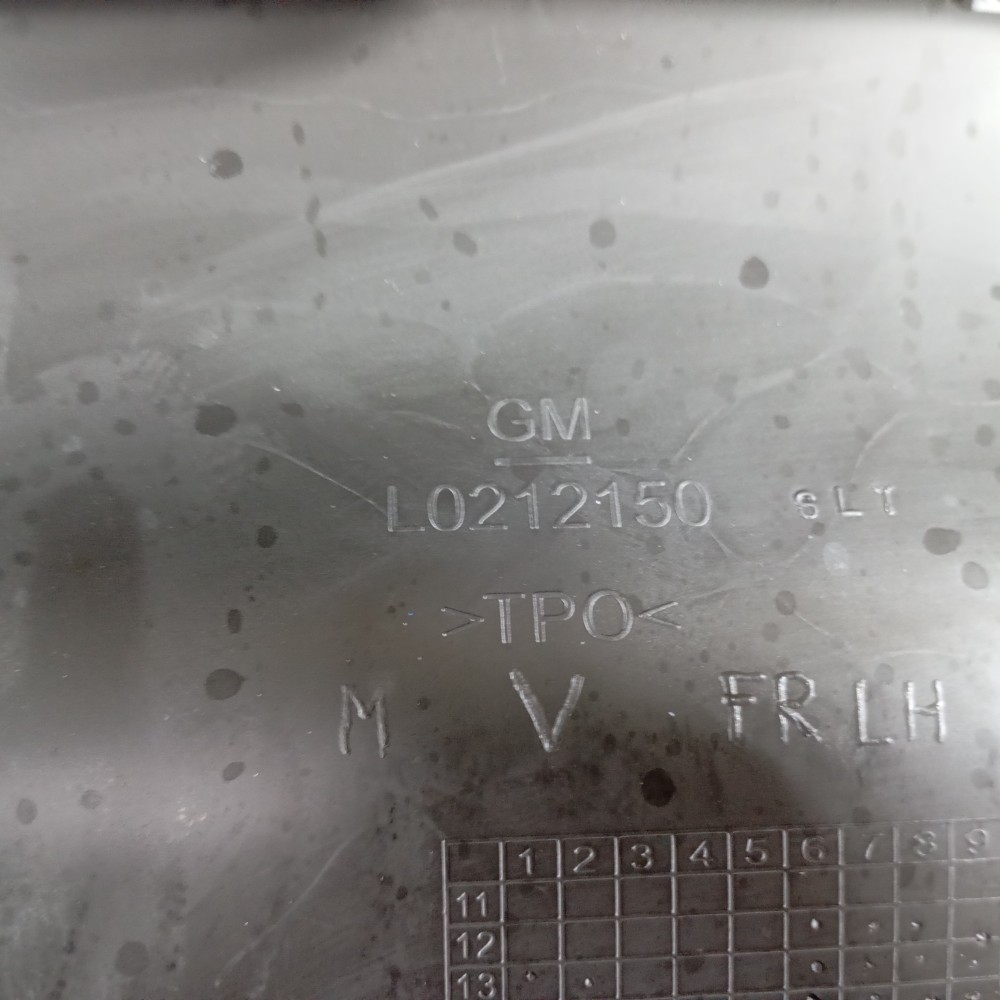 Forro porta Dianteira esquerda Tracker Lt 1.4 2018 L0212150 8