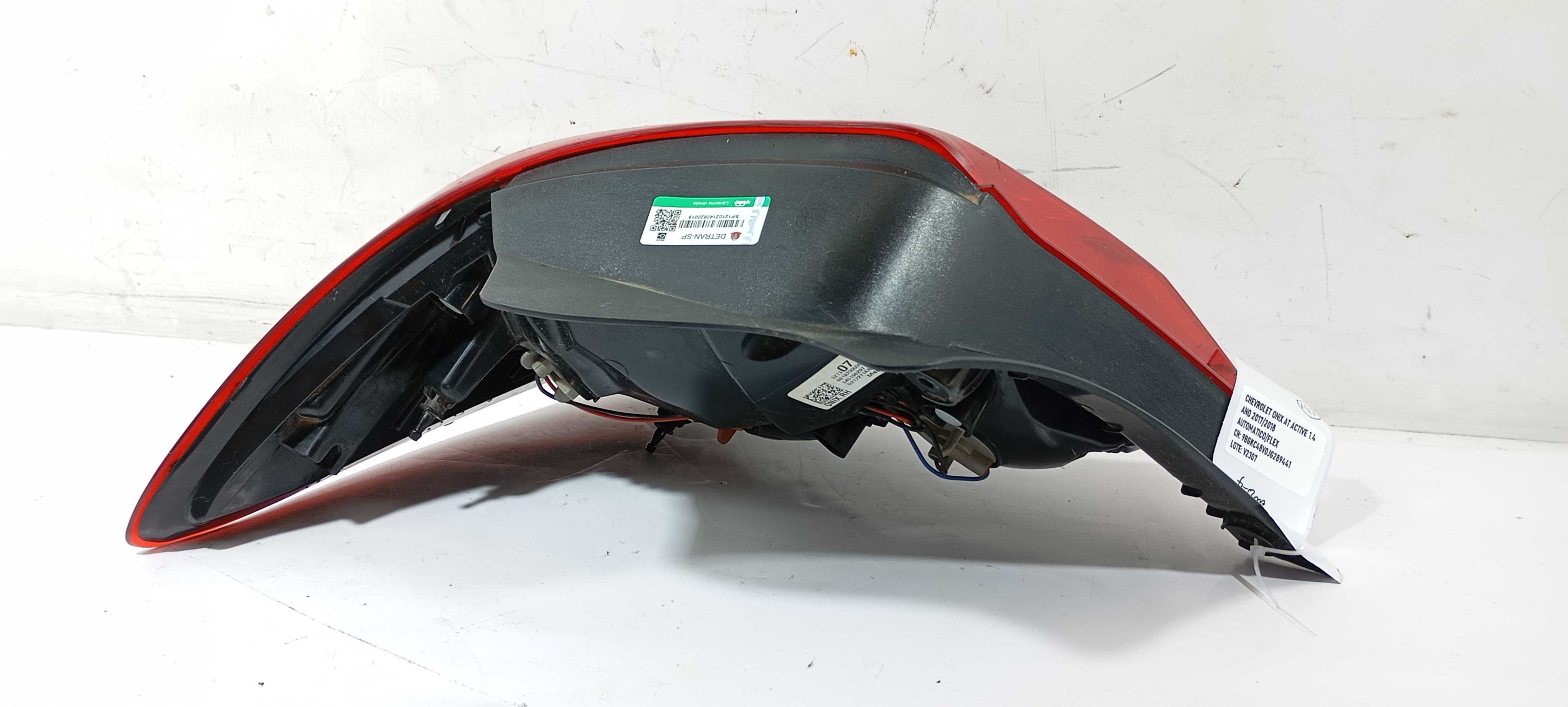Lanterna Traseiro D. Gm Onix Active 1.4 2018 52130712 Direito/passageiro Vermelho 3