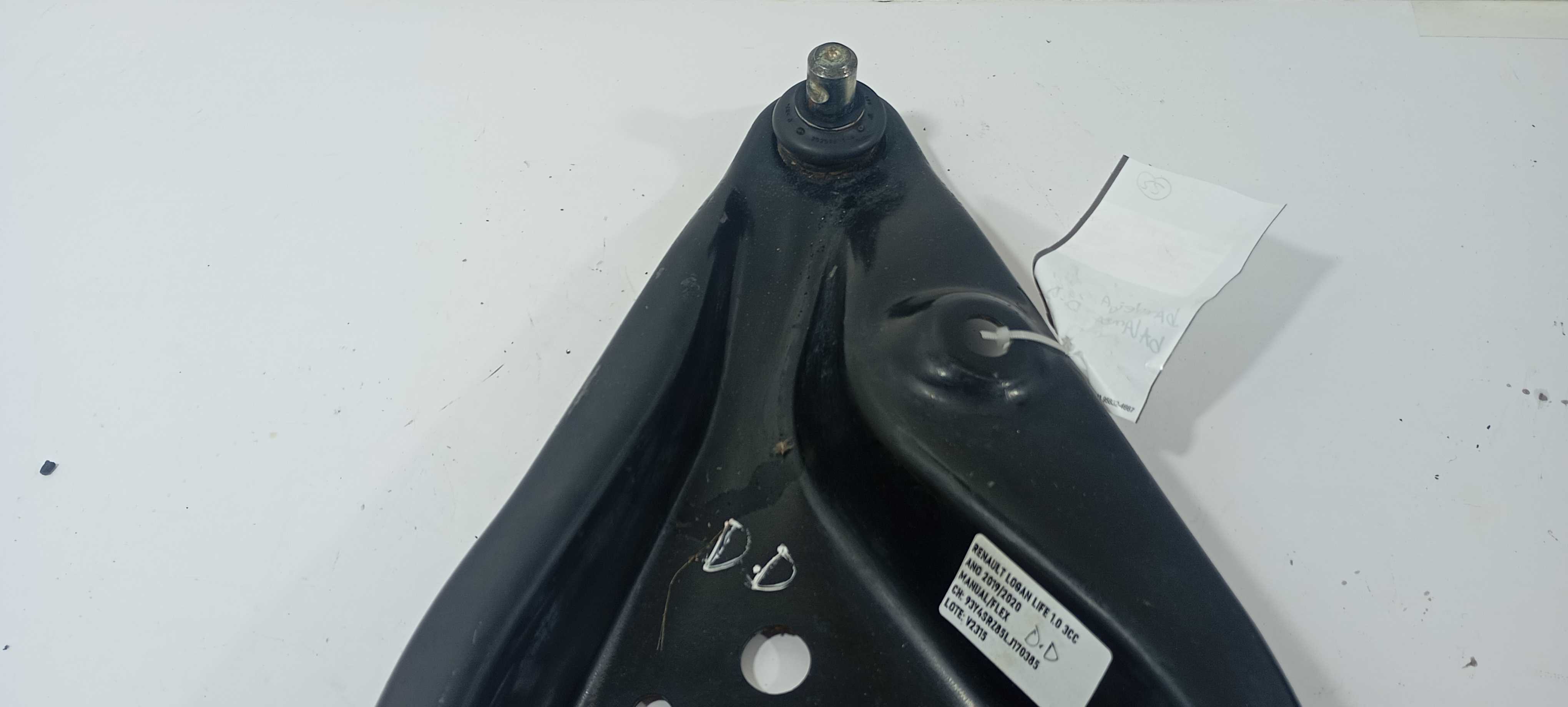 Brandeja Dianteira Direita Renault Logan 1.0 2020 357257d Preto 4