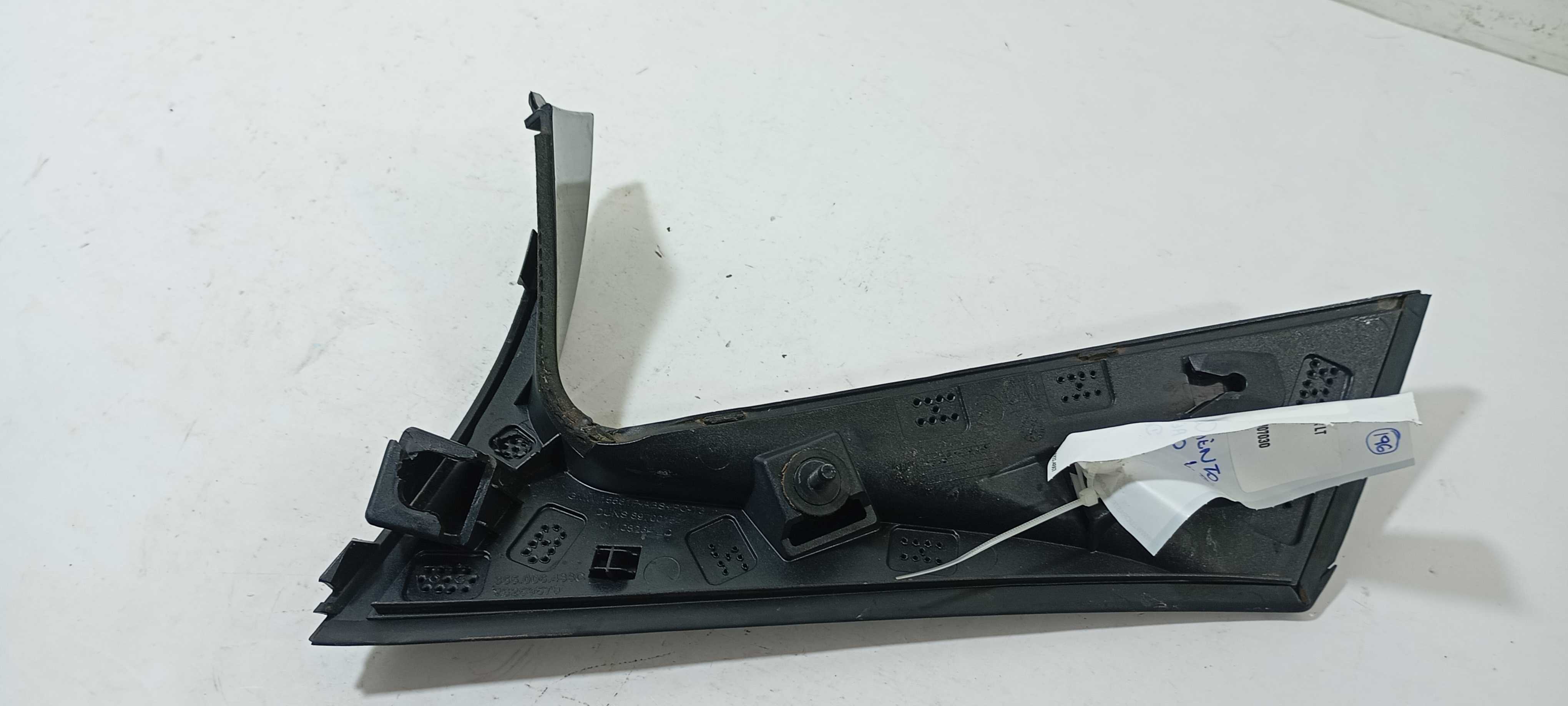 Moldura Aerofólio Direito Tracker 2024 26259579 Detalhe 5