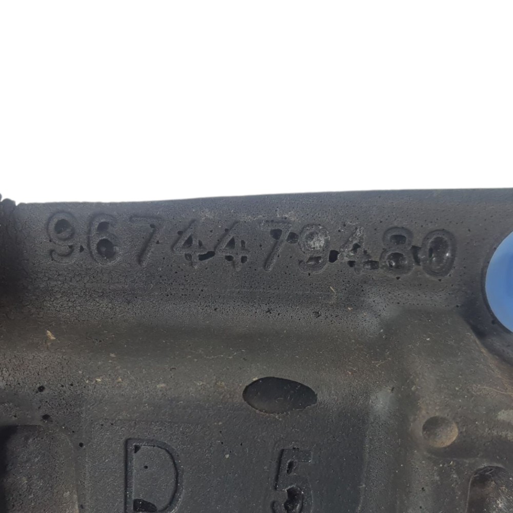 Borracha Capô Direito Peugeot 208 1.2 2018 96 744 79 480 5