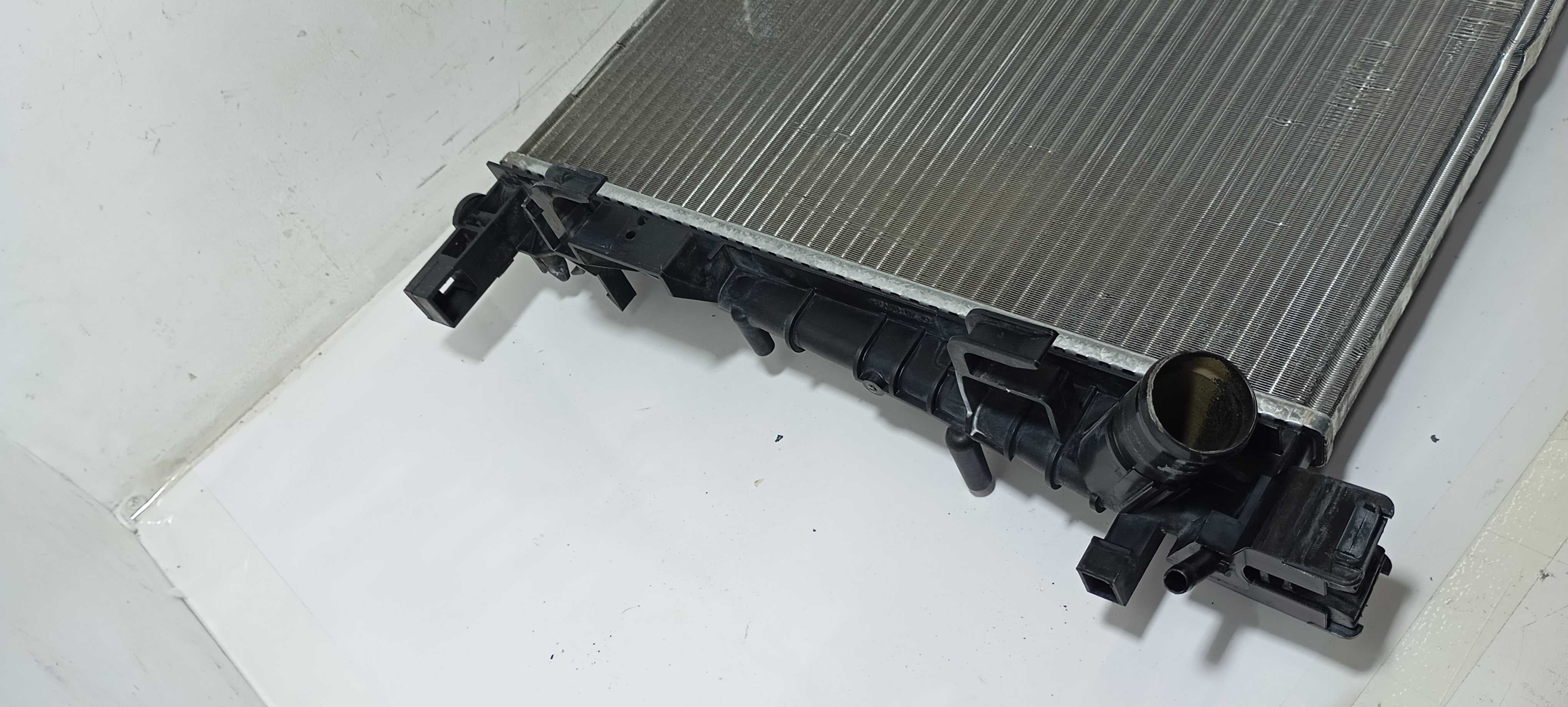 Radiador Renault Sandero 1.0 2020 214105423r Detalhe 6