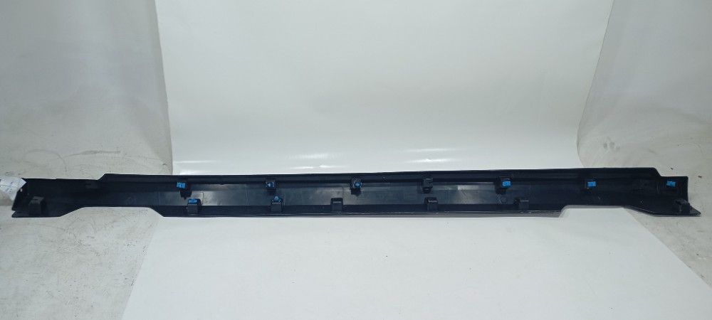 Spoiler Lateral Direito Gm Tracker Lt 2024 26227795 Preto 7