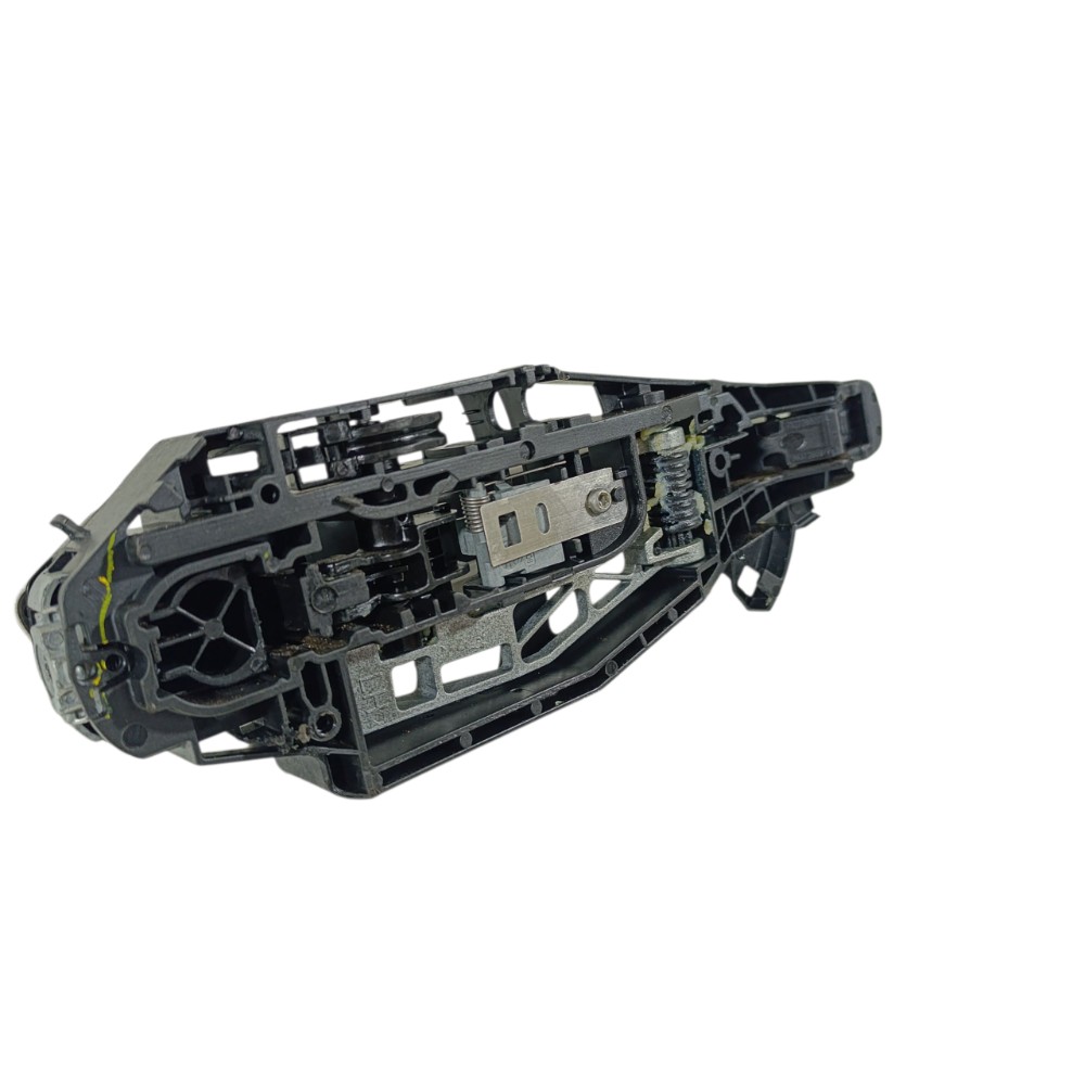 Maçaneta traseira esquerda Peugeot 208 ano 2024 83610R1500 6