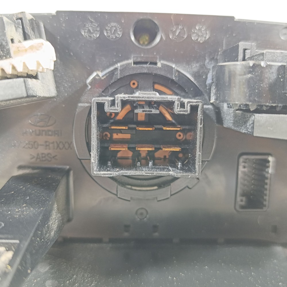 Comando Ar Condicionado Hb20 Vision 1.0 2021 97250r1000 5