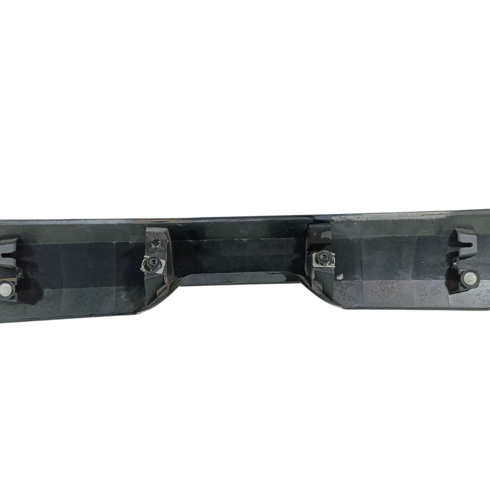 Moldura tampa traseira Peugeot 208 ano 2024 9835344080 9