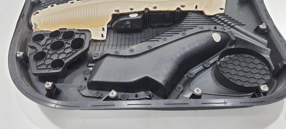 Forro Porta Diant Direito Gm Onix Active 1.4 2018 Bbw22594 6