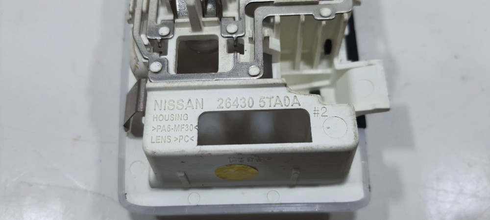 Luz Teto Nissan Kicks Cvt Ano 2019 264305ta0a 3
