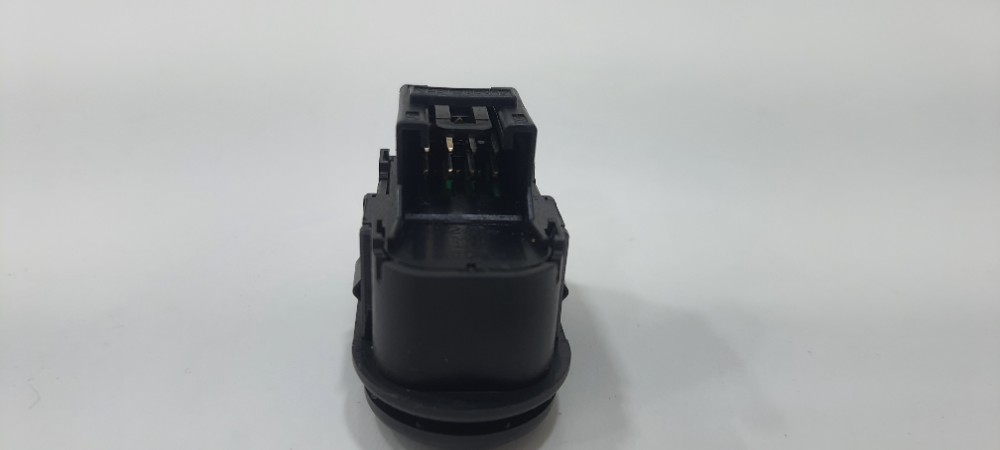 Botão Retrovisor Gm Onix Activ 1.4 2018 94744635 2