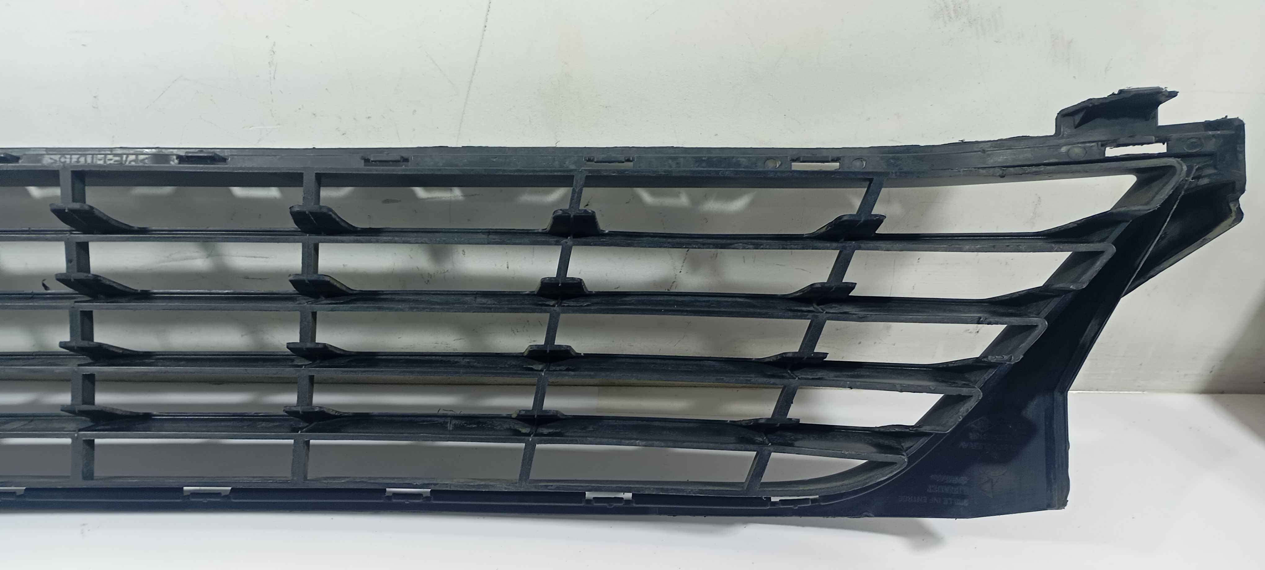 Grade Inferior Parachoque Renault Logan 1.0 2020 622542315r Preto 1 4