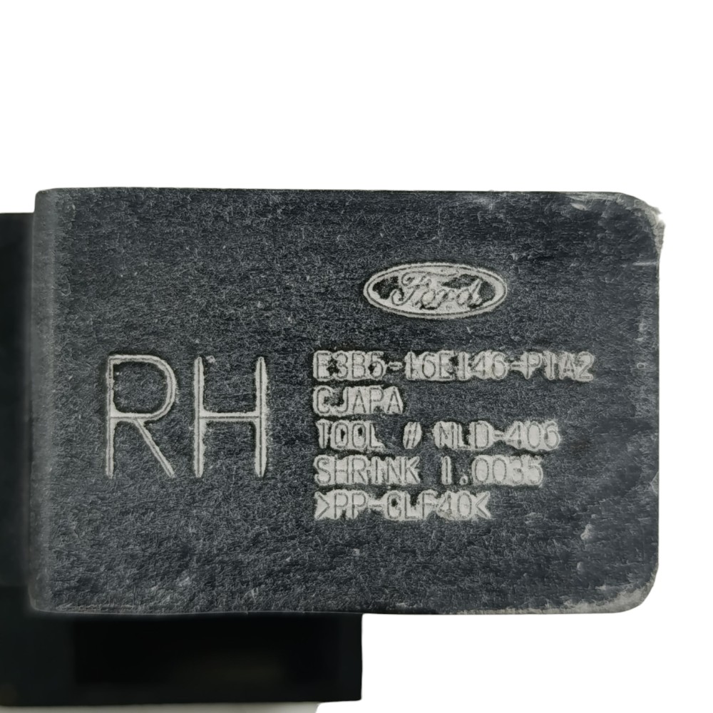 Suporte painel dianteiro esquerdo Ford ka  2020 E3B516E146 6
