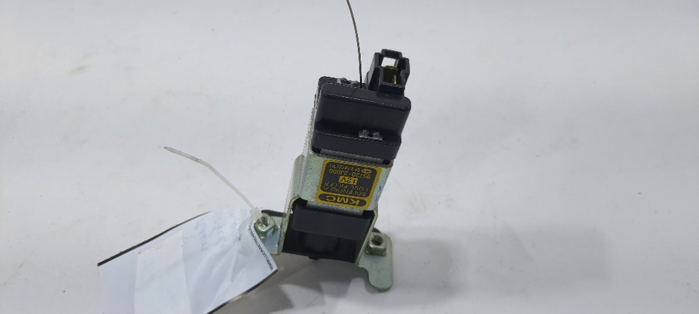 Atuador Portinhola Do Tanque Kia Sorento 2.4 2012 957202j000 4