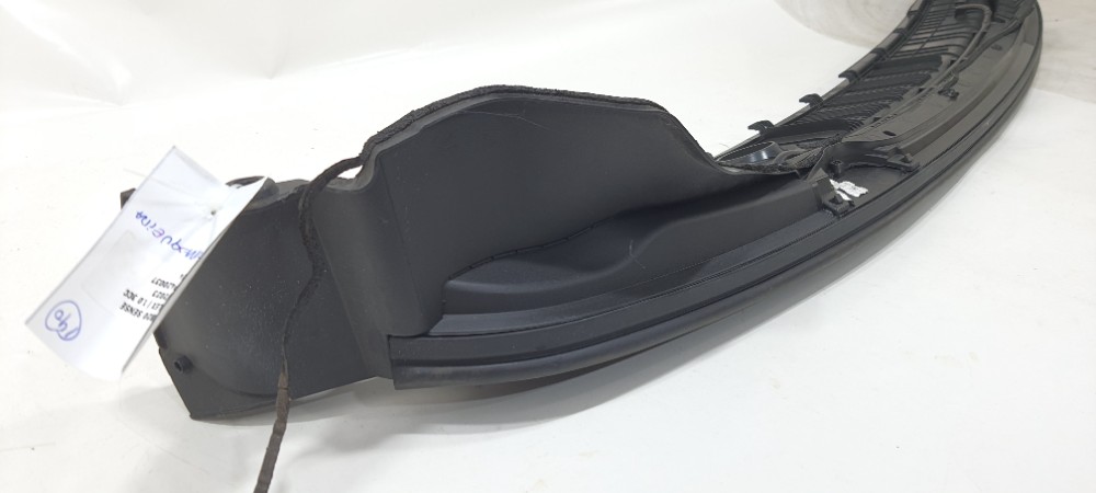 Grade Churrasqueira Hb20 Sense 1.0 2023 Parabrisa 86151r100 Preto 2