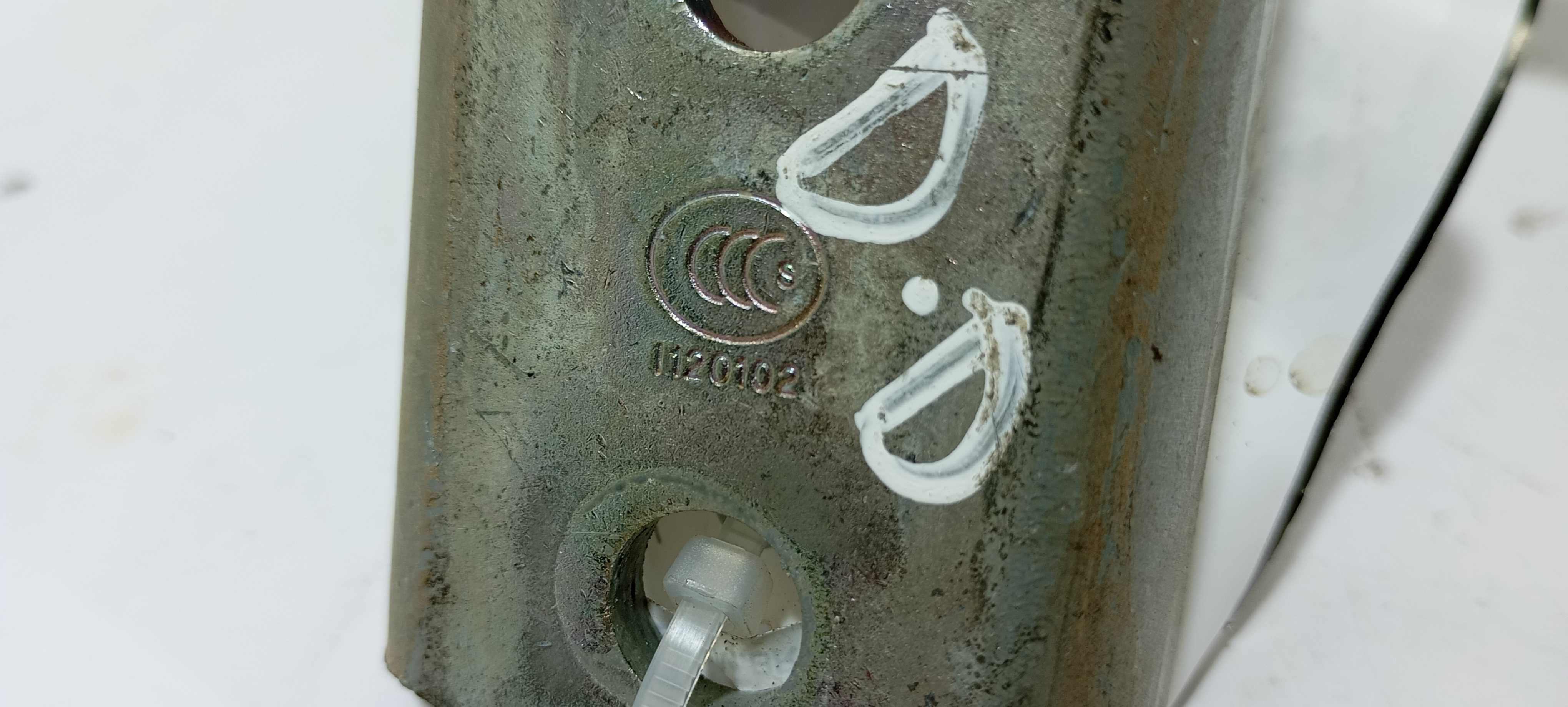 Dobradiça Porta Dianteira D.  Hb20x Premium 1.6 2018 I120102 6