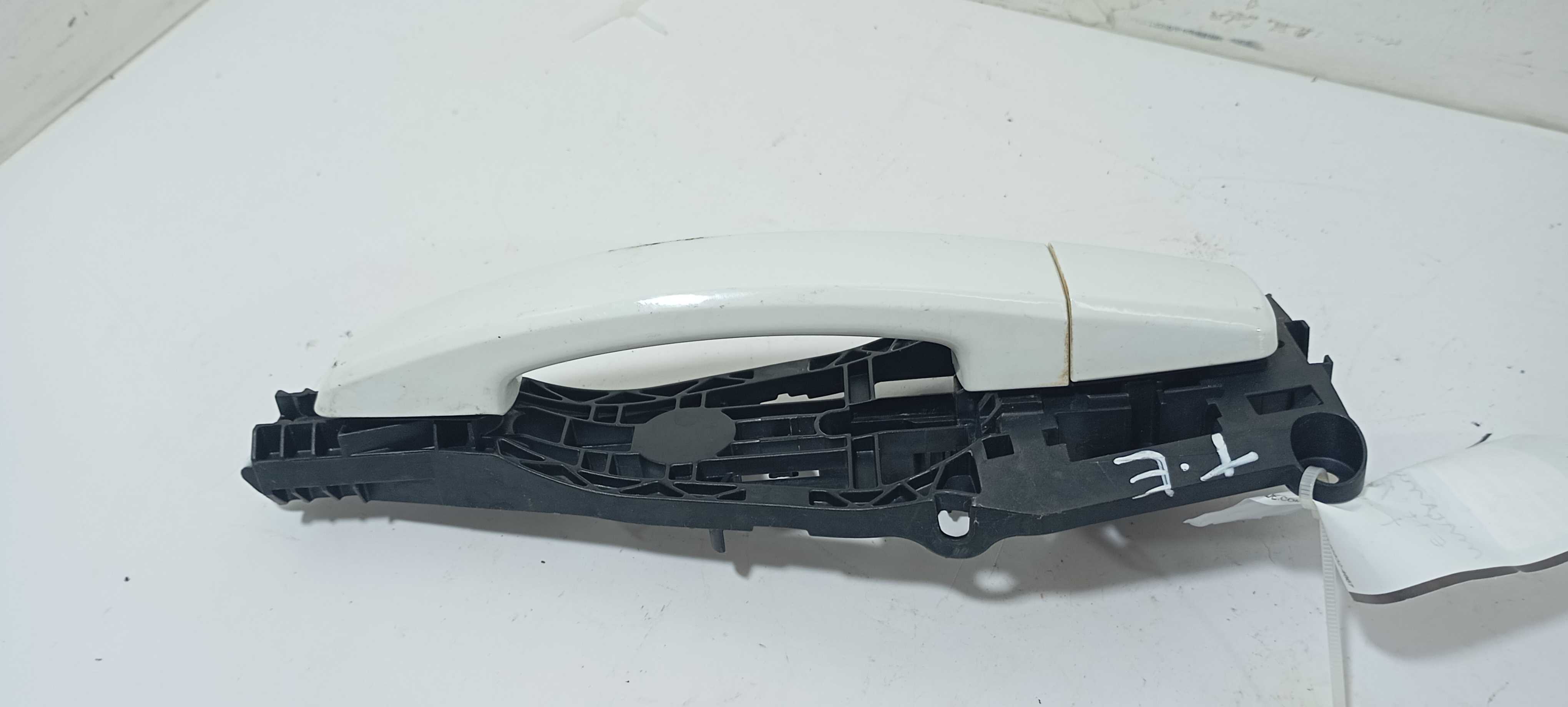 Maçaneta Ext Porta Traseira Esquerda Cruze 2014 13577718 Branco Traseira 1