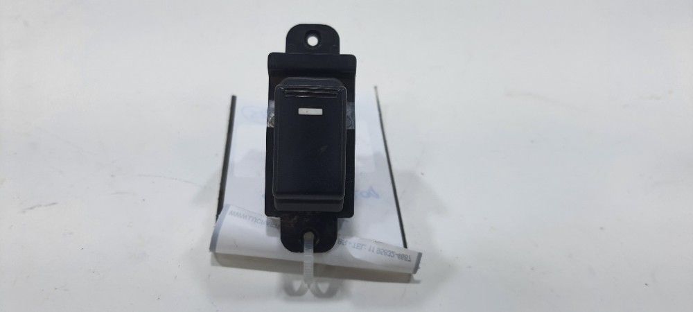 Botão Vidro Traseiro Direito Kia Sorento 2012 202007550 3