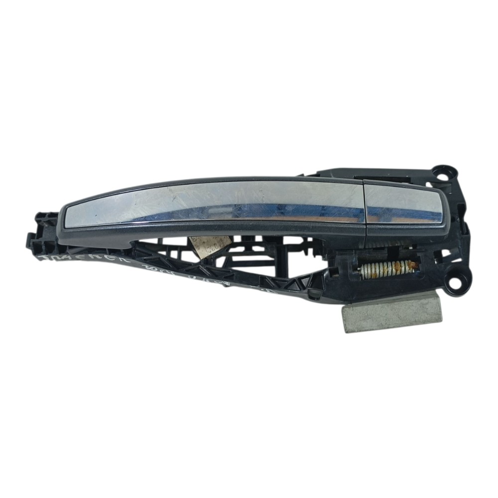Maçaneta externa traseira direita Chevrolet tracker 2014