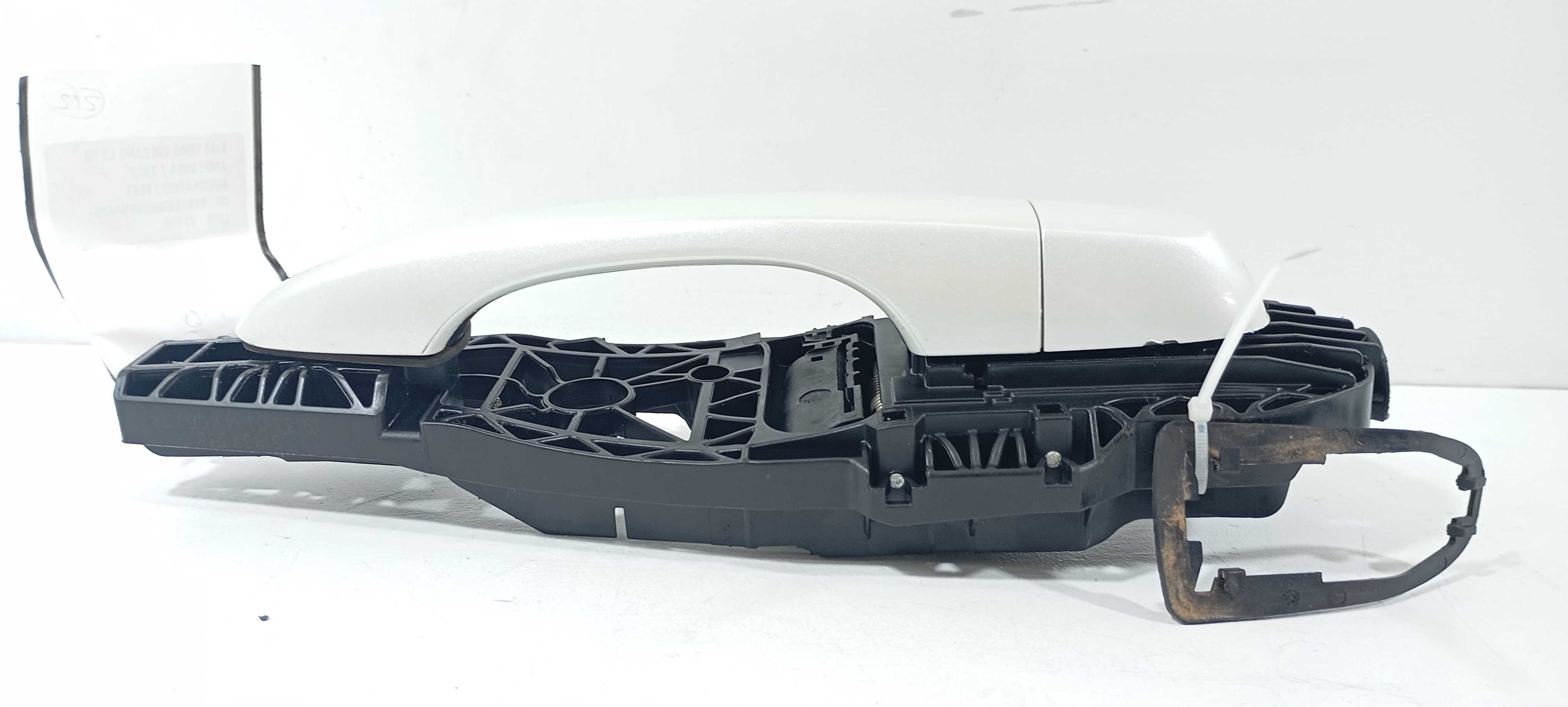 Maçaneta Exter. Traseiro D. Fiat Toro Volcano 1.3 2025 V2295 Branco Traseira 5