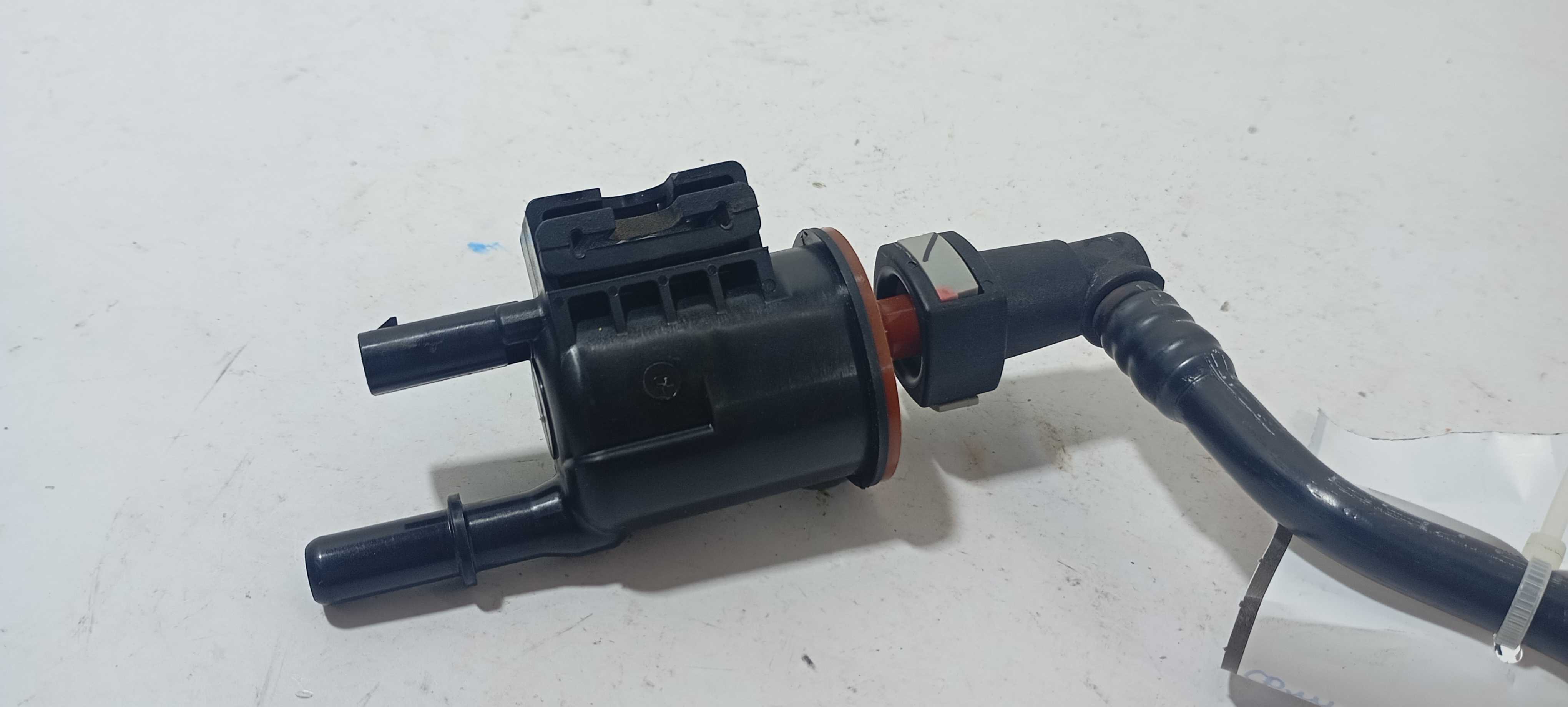 Valvula Canister Mangueira Gm Tracker Lt 2024 12666840 3