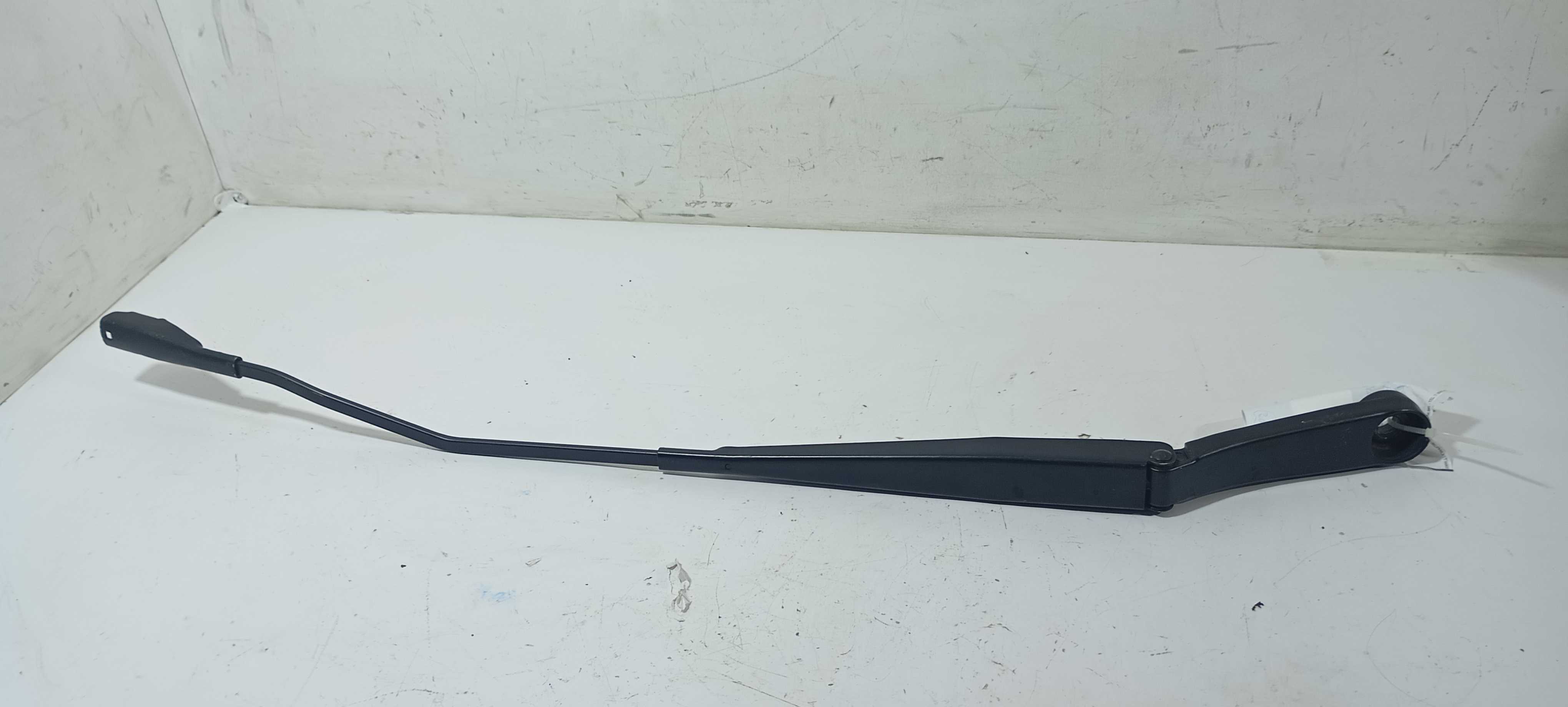 Braço Limpador Direito Ford Ka 1.0 2020 E3b517b589 Direito 3