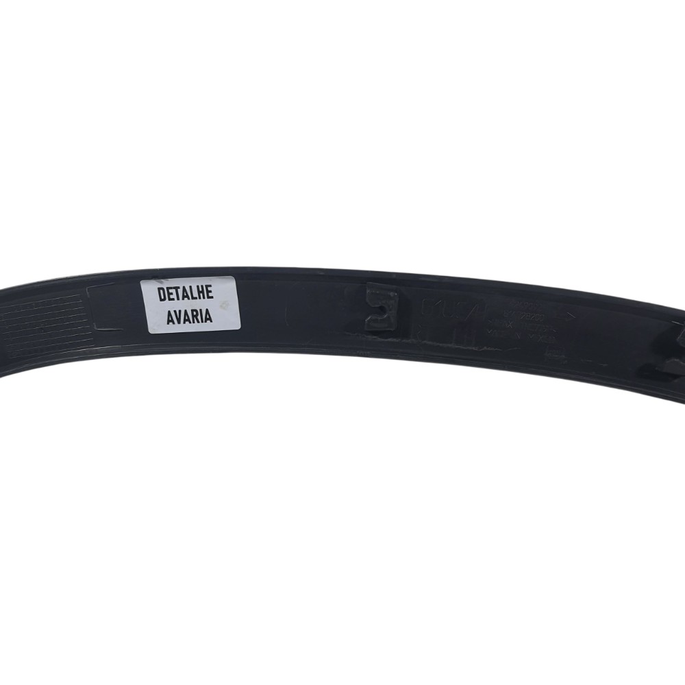 Moldura Paralama Dianteiro Esquerdo Gm Tracker 2018 42490924 Preto 9