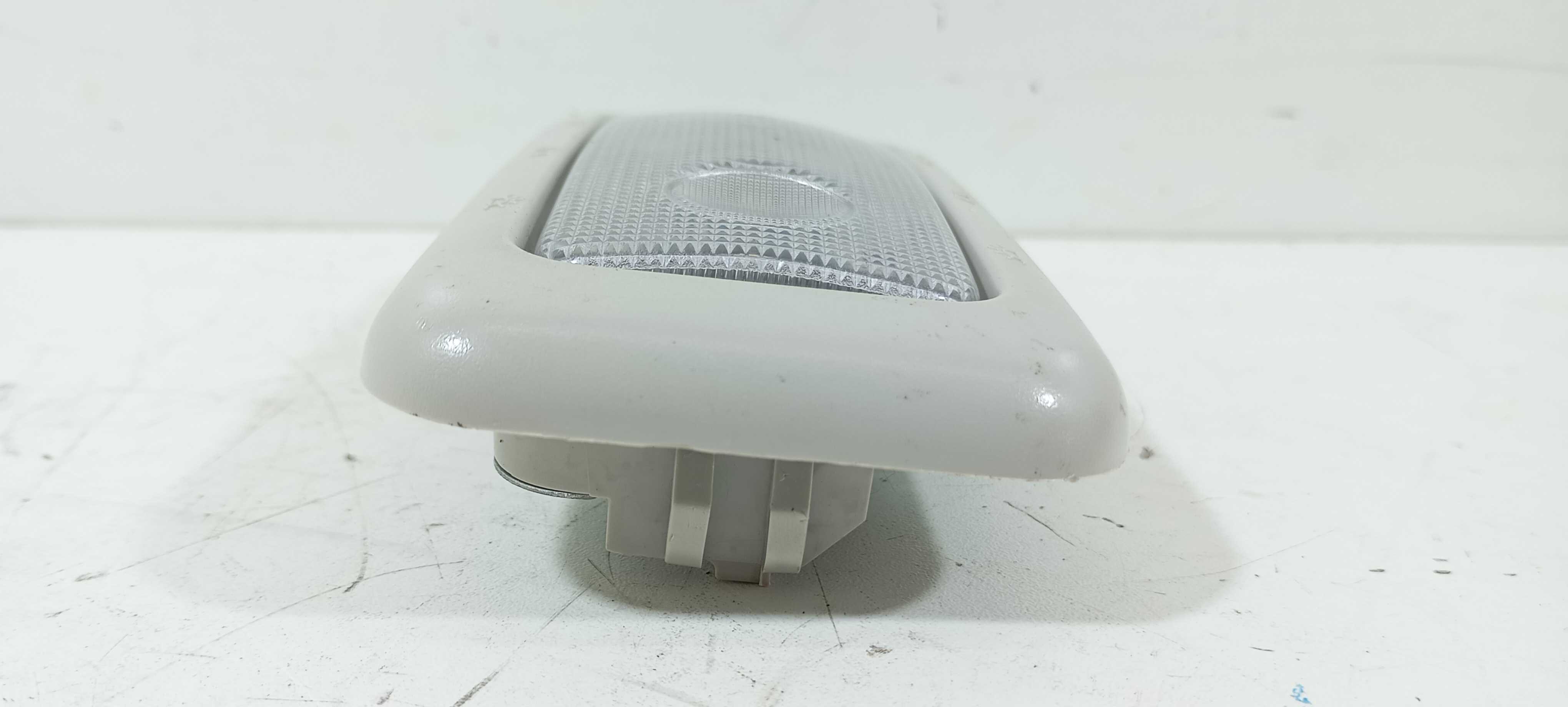 Luz Teto Fiat Mobi Like 1.0 4c 2023 V2299 5