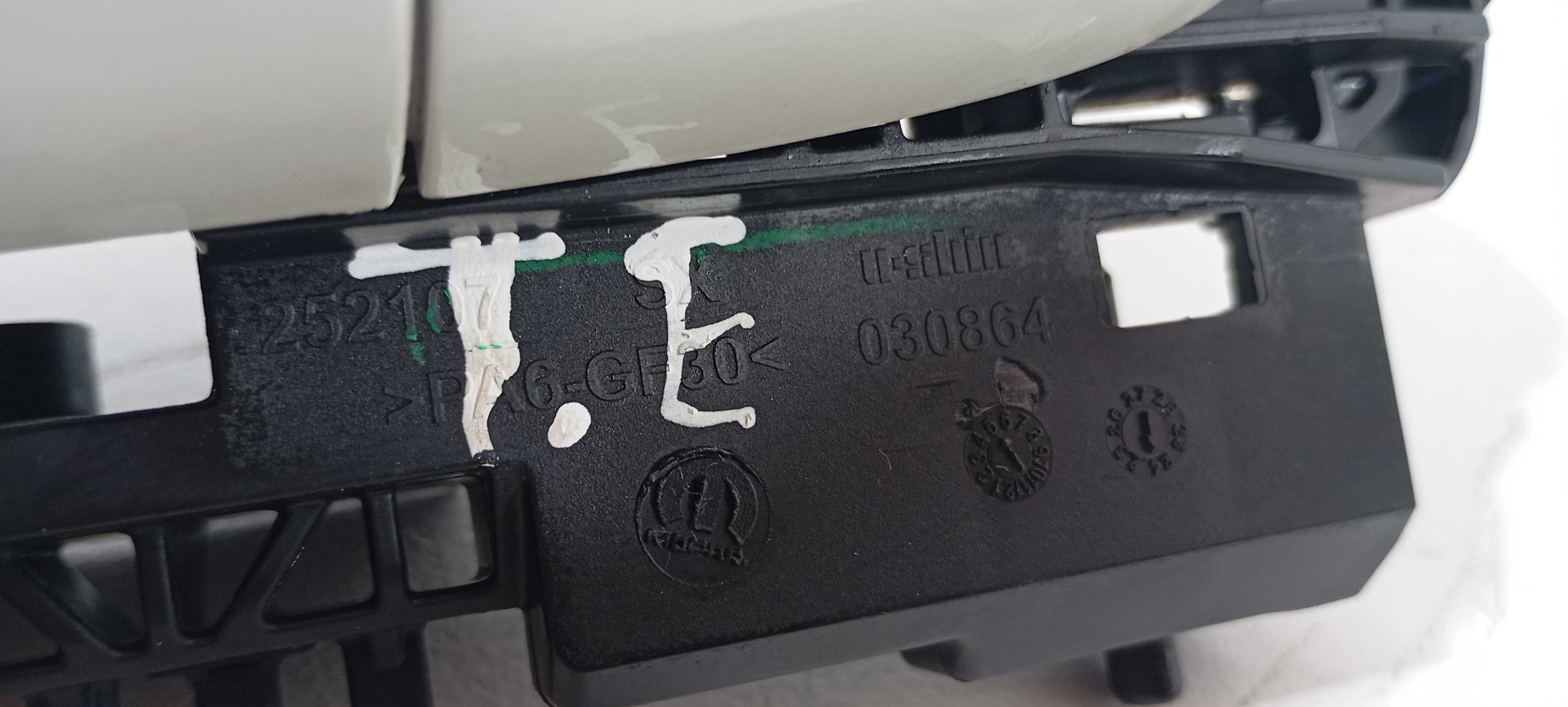 Maçaneta Exter. Traseiro E. Fiat Toro Volcano 1.3 2025 V2295 Branco Traseira 7