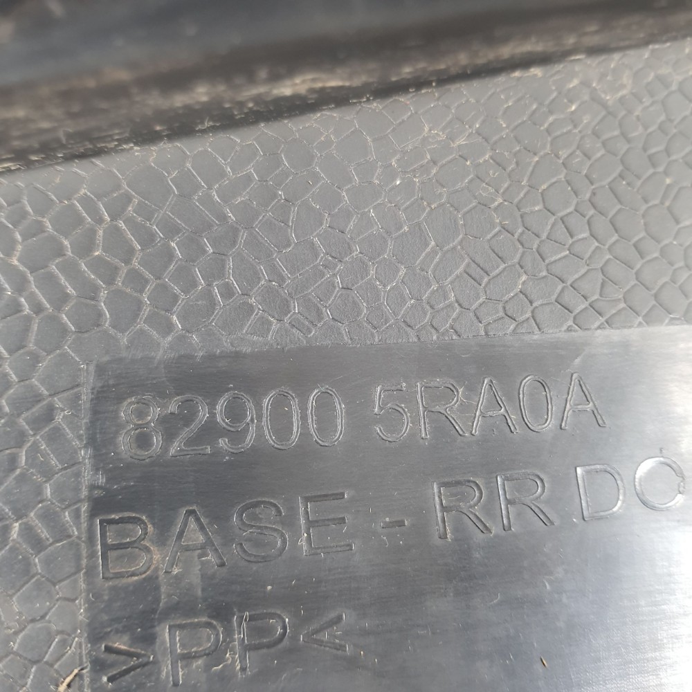 Forro porta traseira direita Nissan Kicks 2022 829005ra0a 9