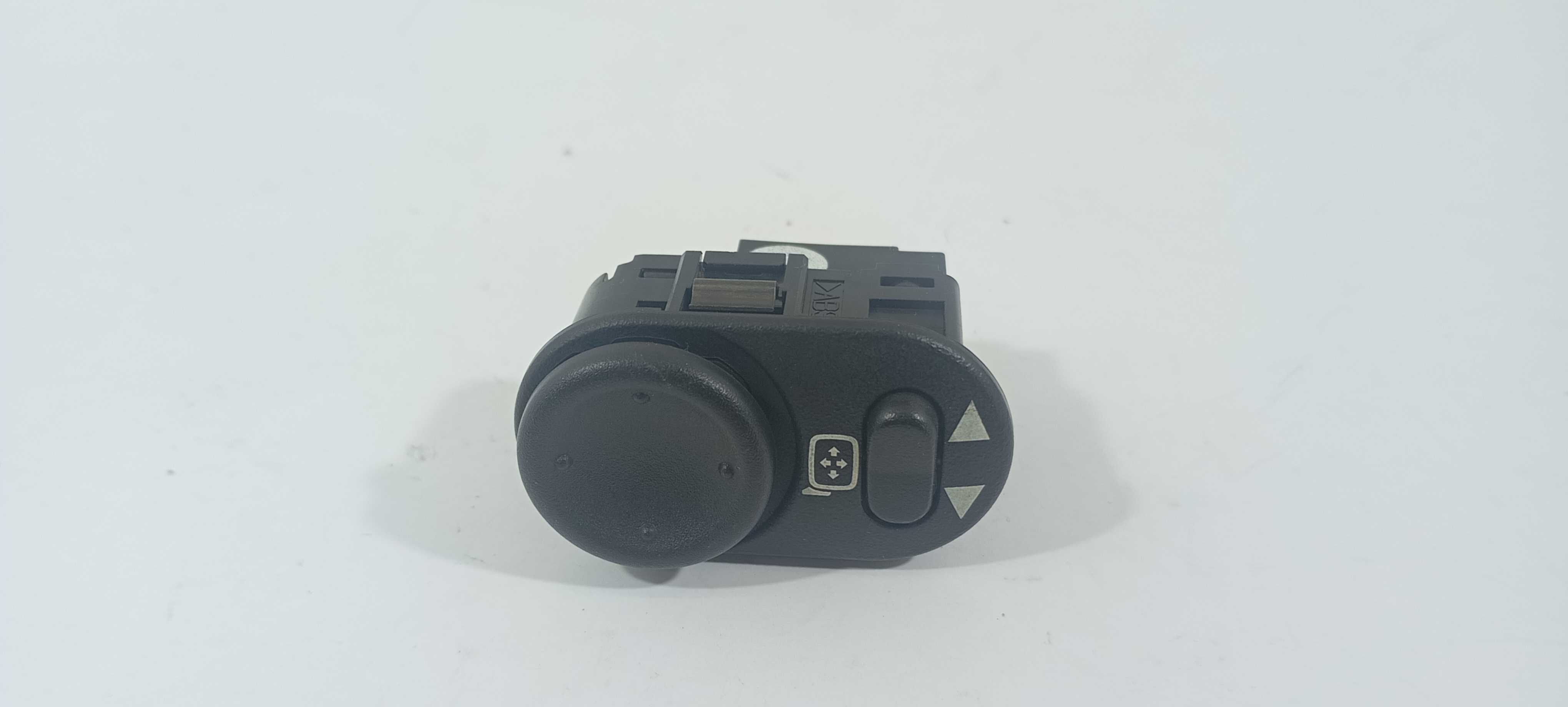 Botão Retrovisor Gm Prisma 1.4 Lt 2019 Pbtgf30 3