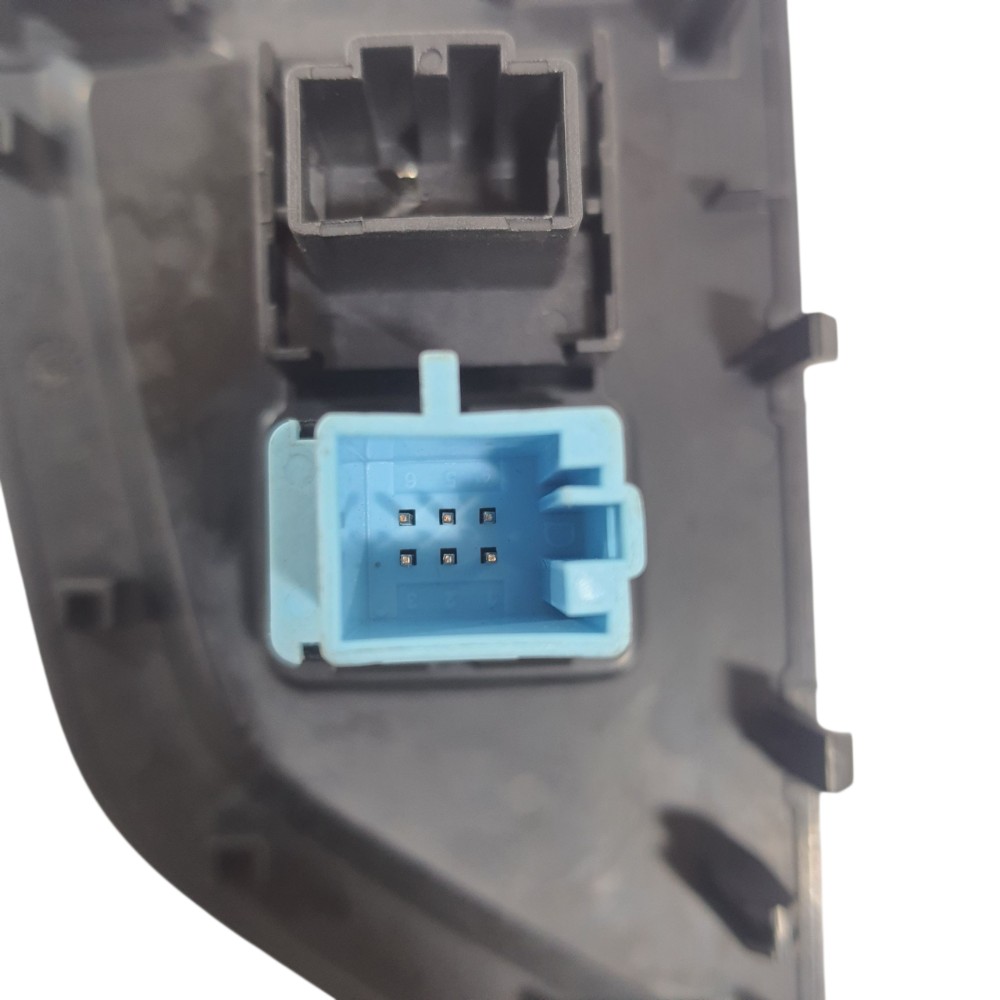 Botão Pisca Alerta Polo Highline 1.0 2024 2g5919234 Preto 9