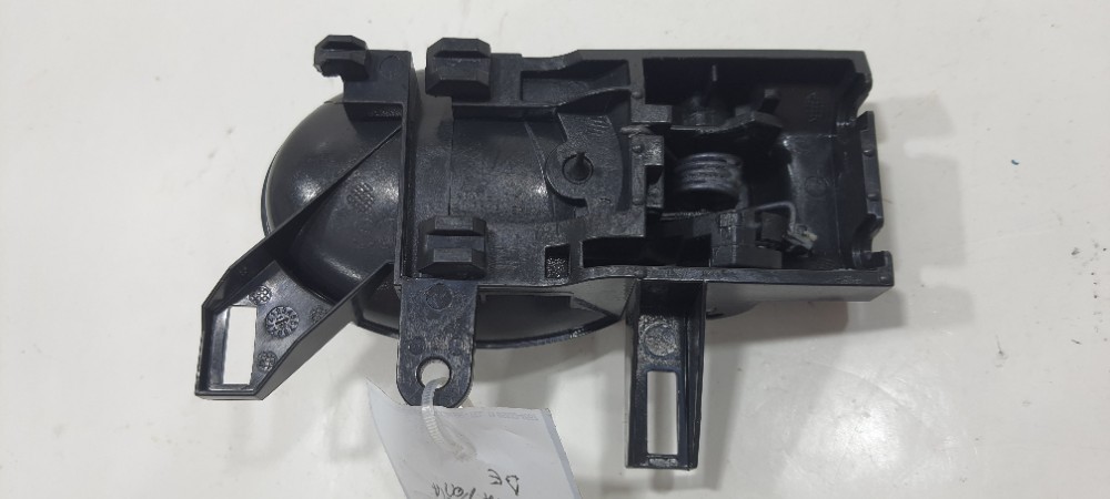 Maçaneta Interna Dianteira Esquerda Nissan March Ano 2019 Preto Dianteira 4