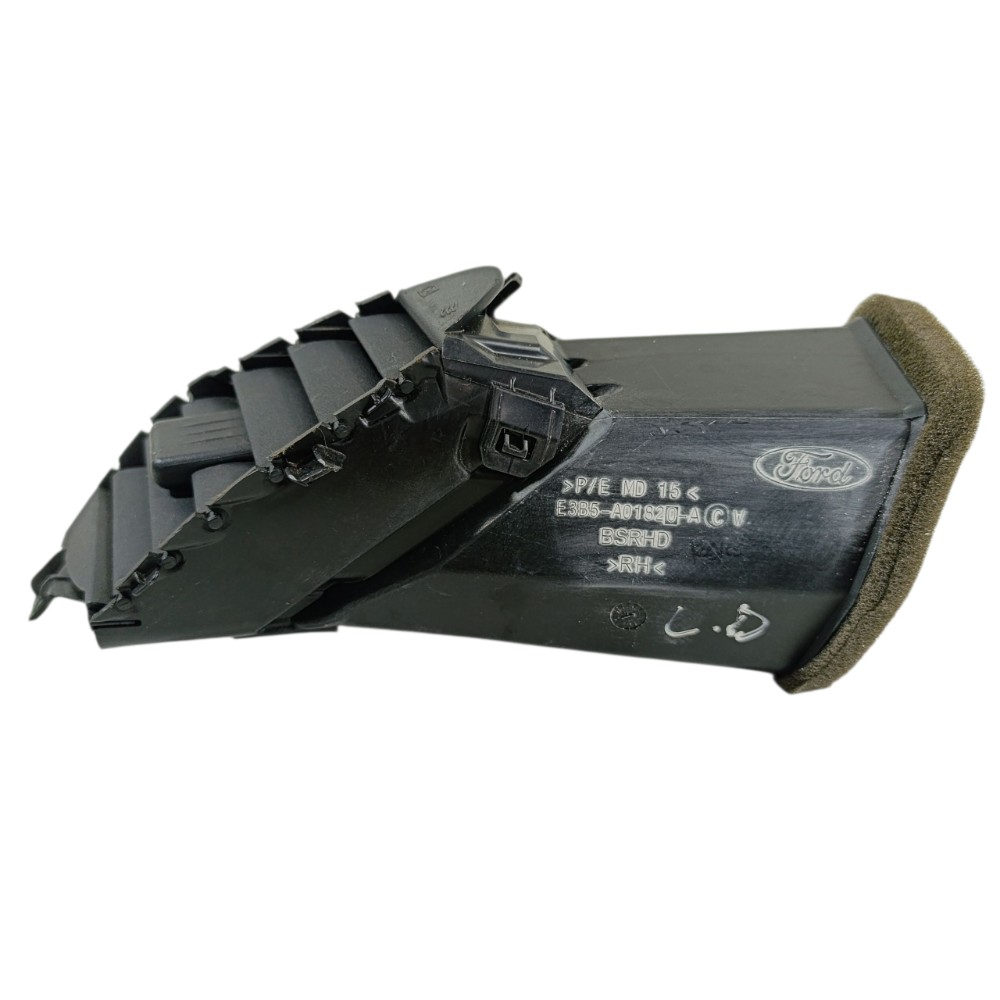 Difusor ar dianteiro direito Ford ka  Hatch 2020 E3B5A01820 2