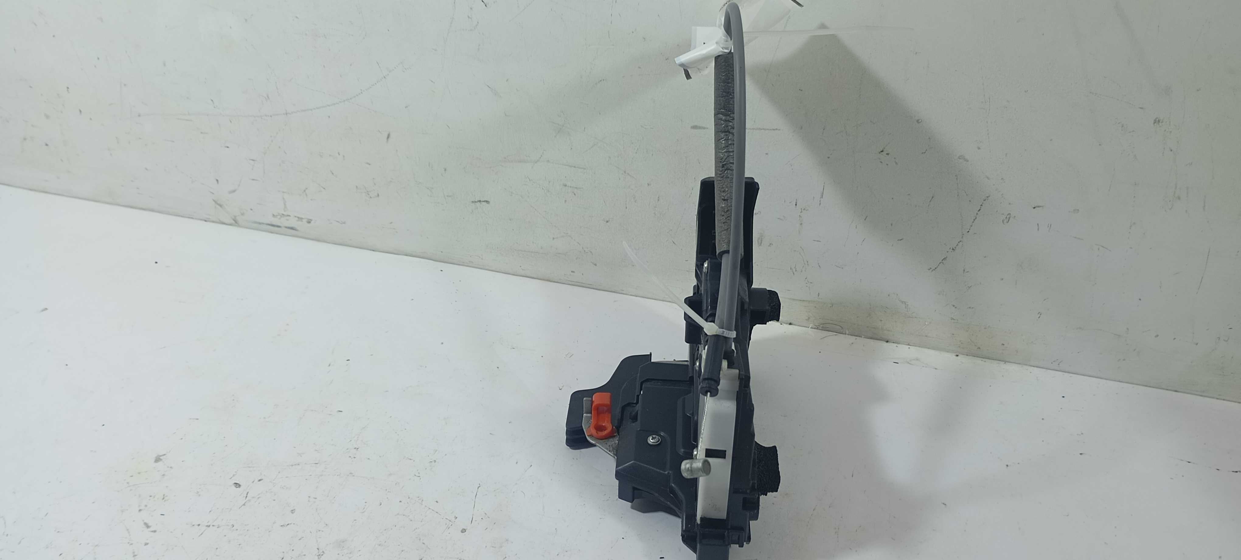 Fechadura Porta Traseira Direita Hb20 1.0 2023 81420r1000 2