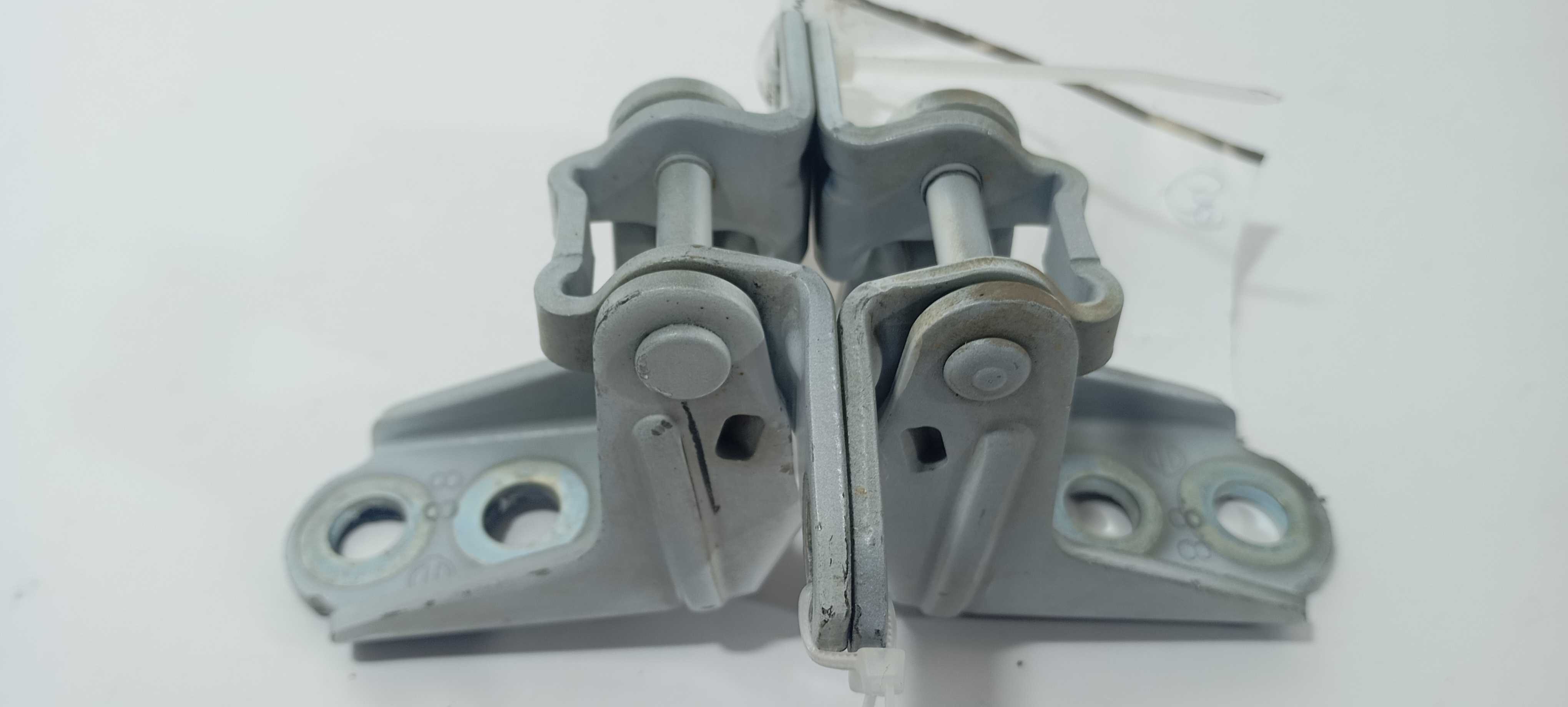 Dobradiça Diant Direita Nissan Kicks Cvt 1.6 2019 824205rb0a 3