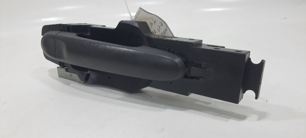 Maçaneta Externa Traseira Esquerda Nissan March 2019 Sh1hb Preto Traseira 4