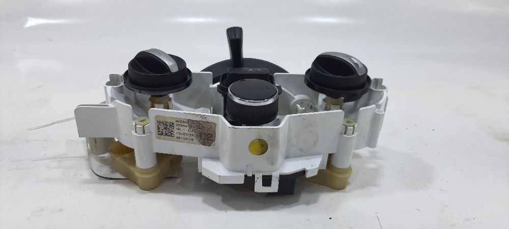 Comando Ar Condicionado Toyota Etios Sedan 1.5 2014 5632363 2